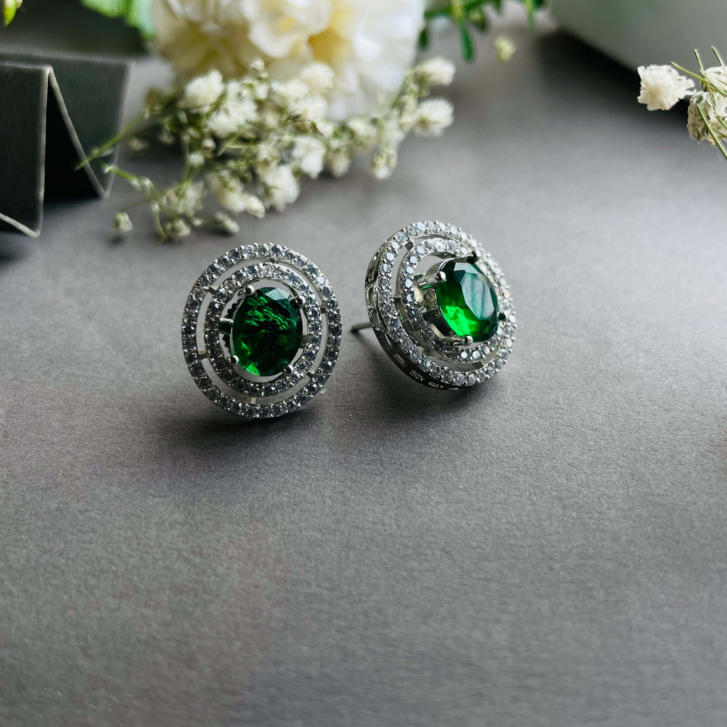 Ad Elaine studs colour changeable