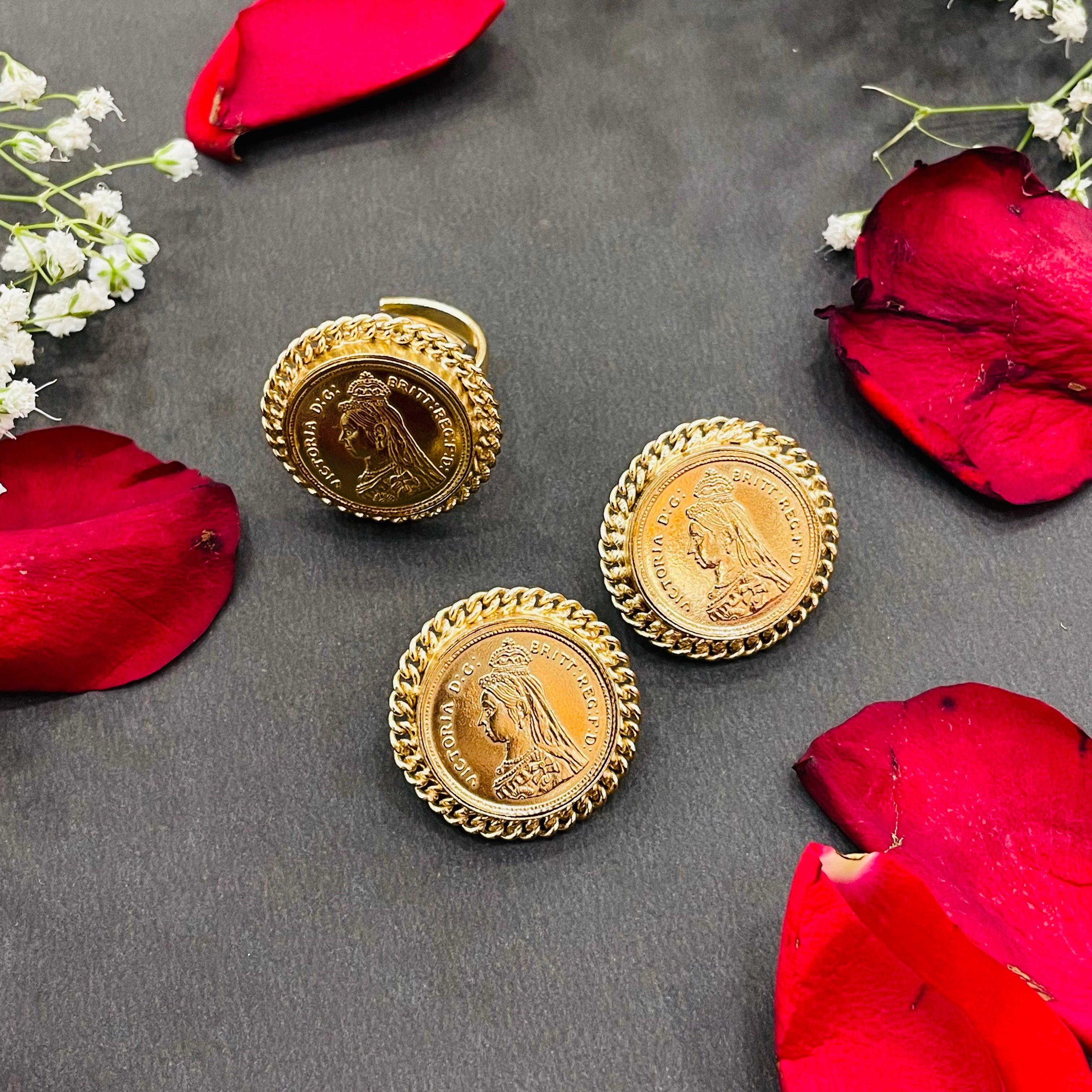 Nayaab kiara studs with ring combo