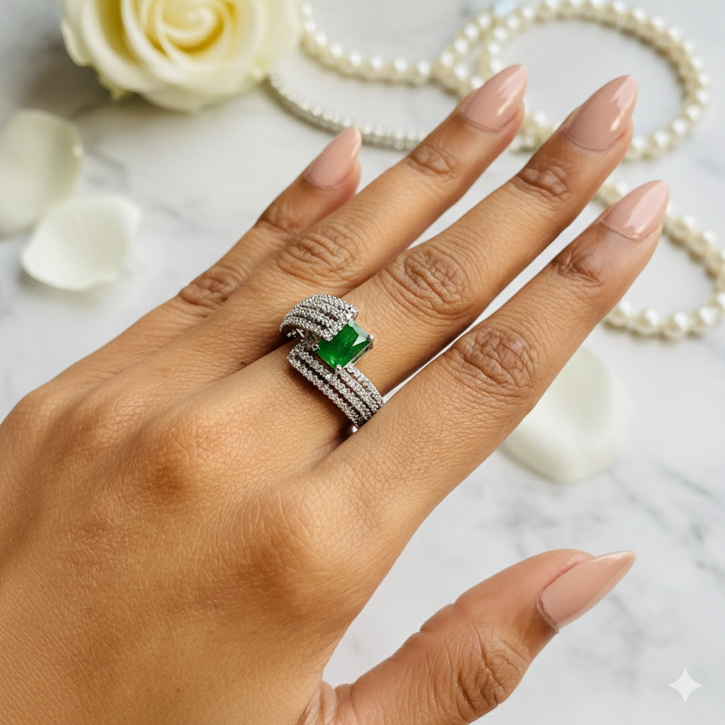 Ad Opal  ring adjustable