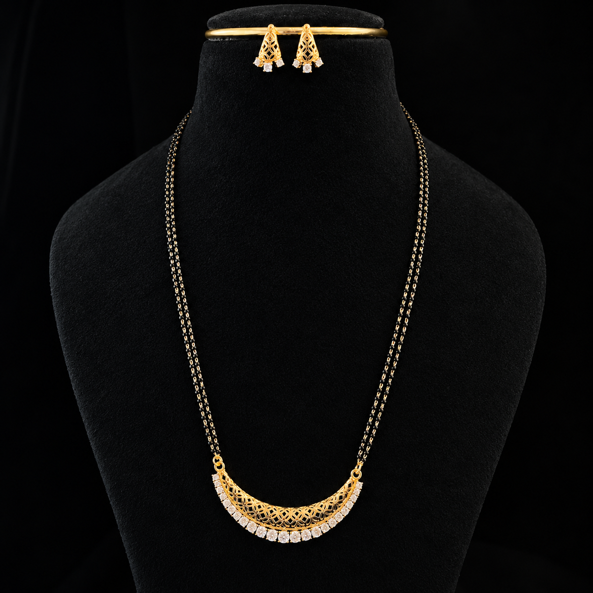 Meherika Gold Mangalsutra