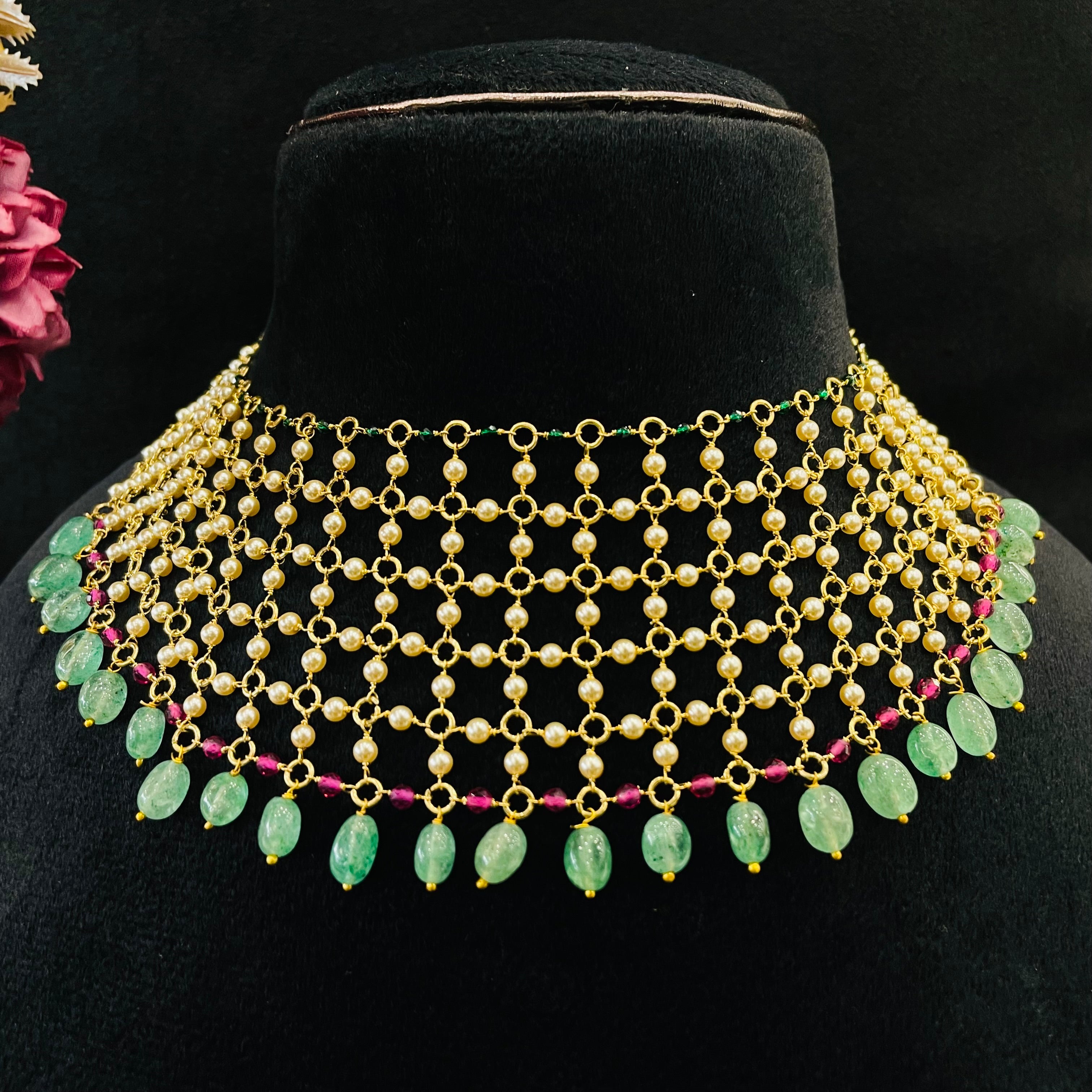 Nayaab Joan neckpiece
