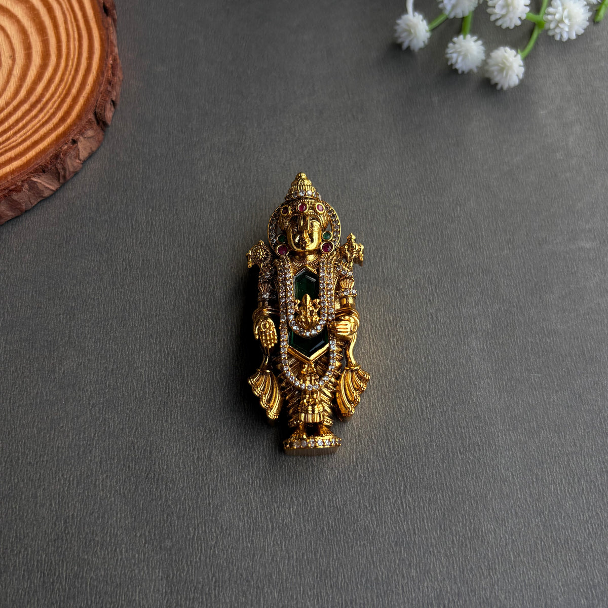 Aavrit Pendant