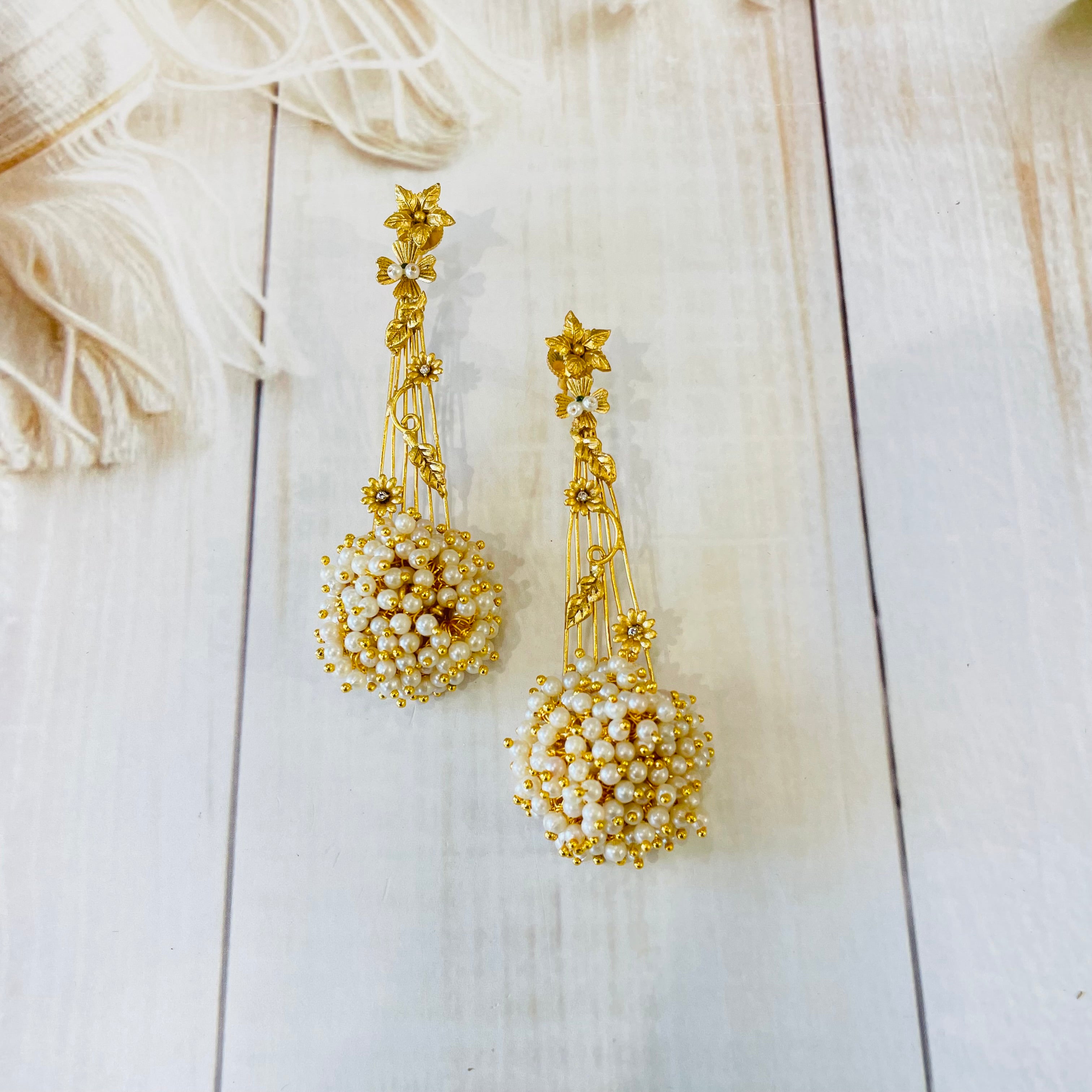 Nayaab  Elisha earrings