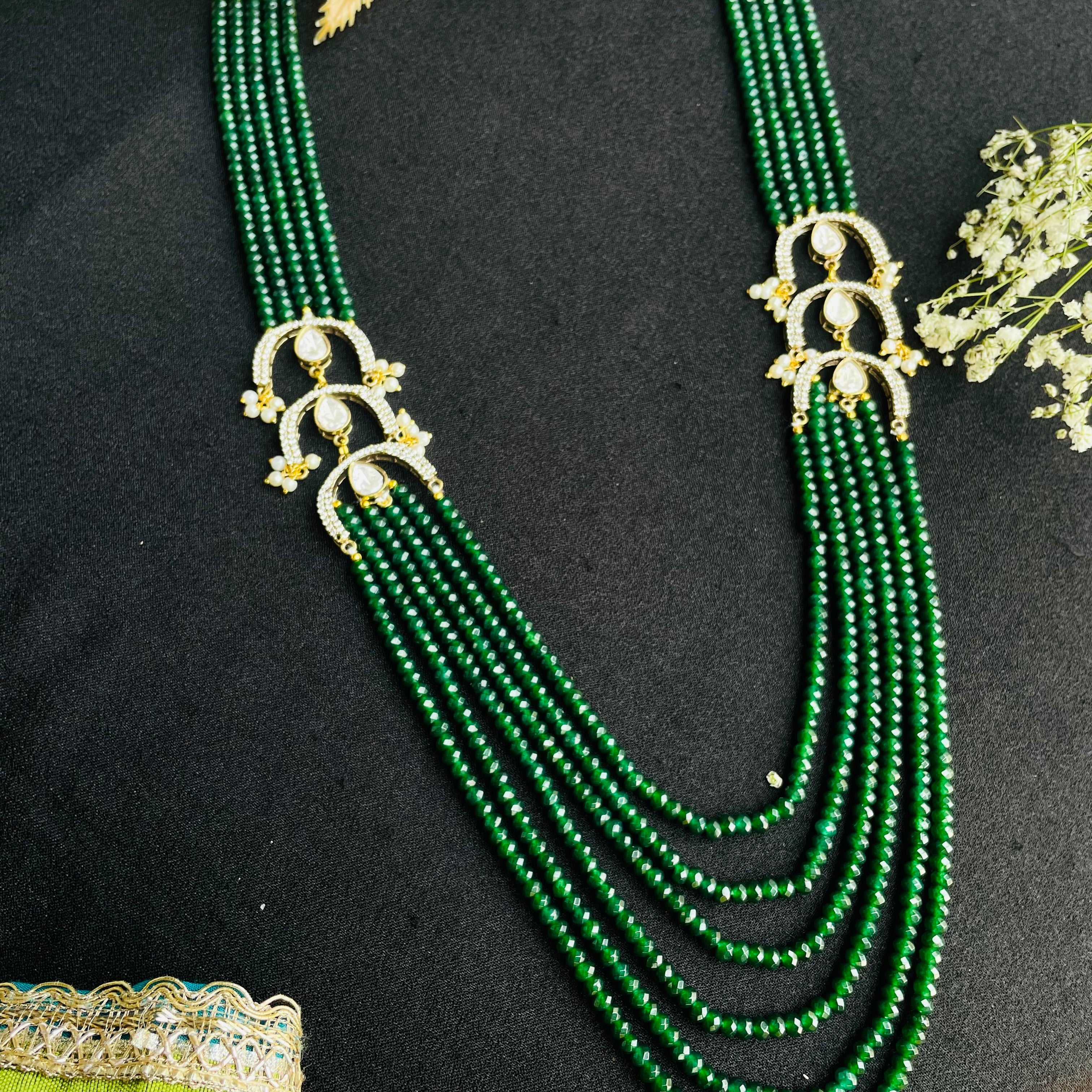 Nayaab Jess neckpiece