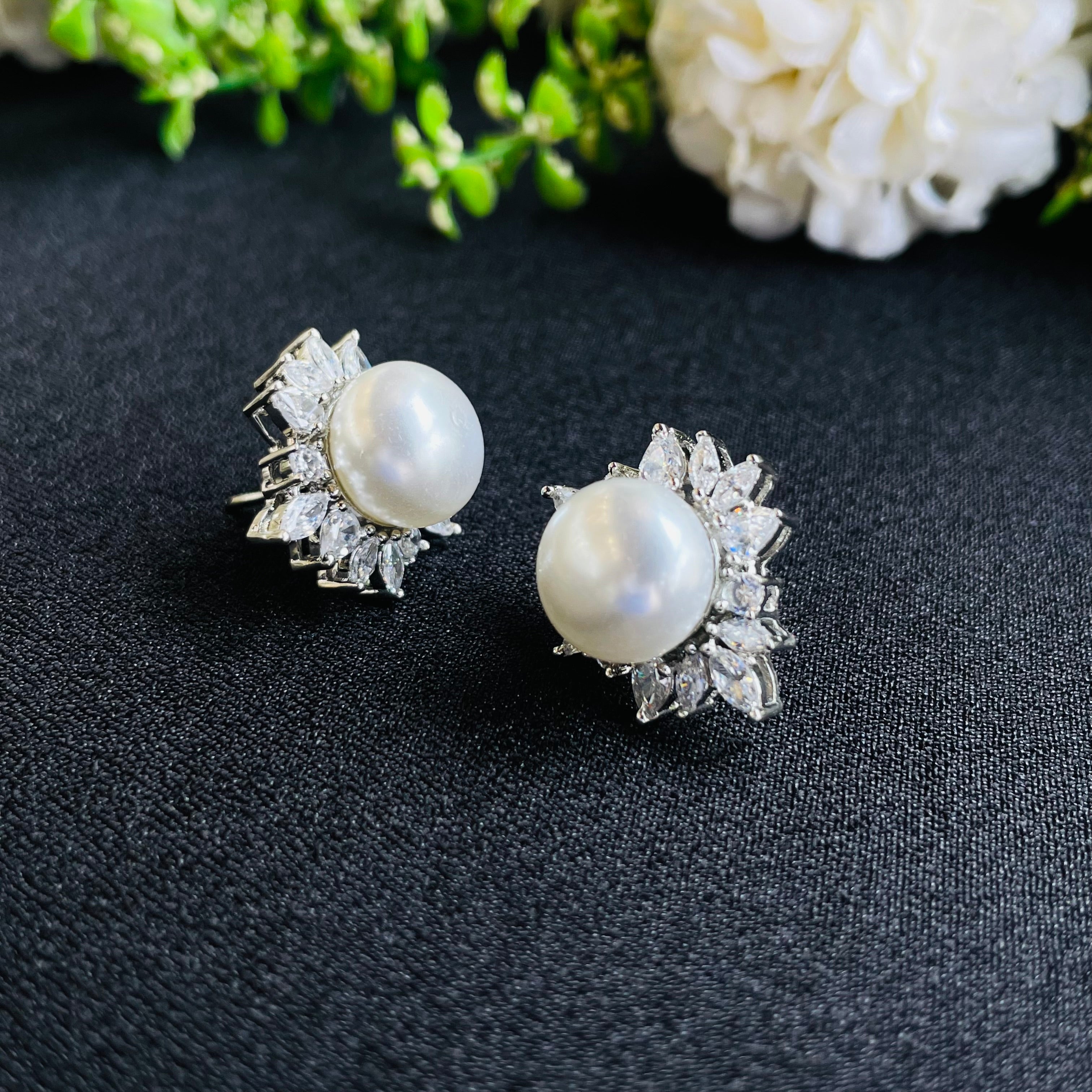 Ad Hazel Studs