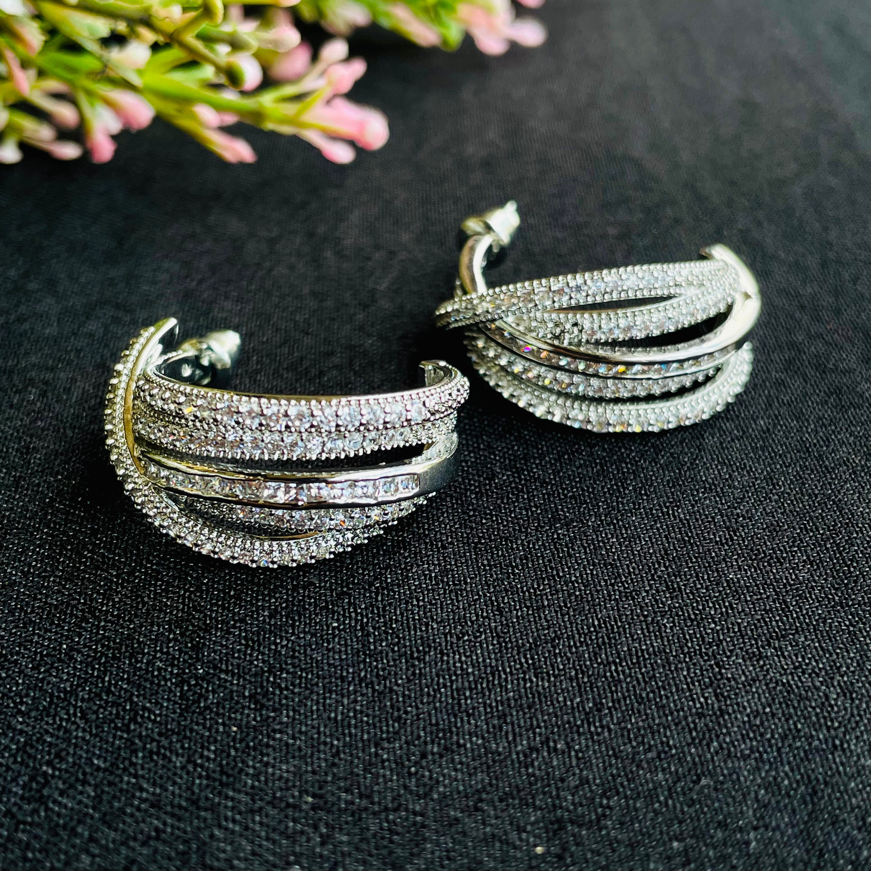 Ad isla earrings