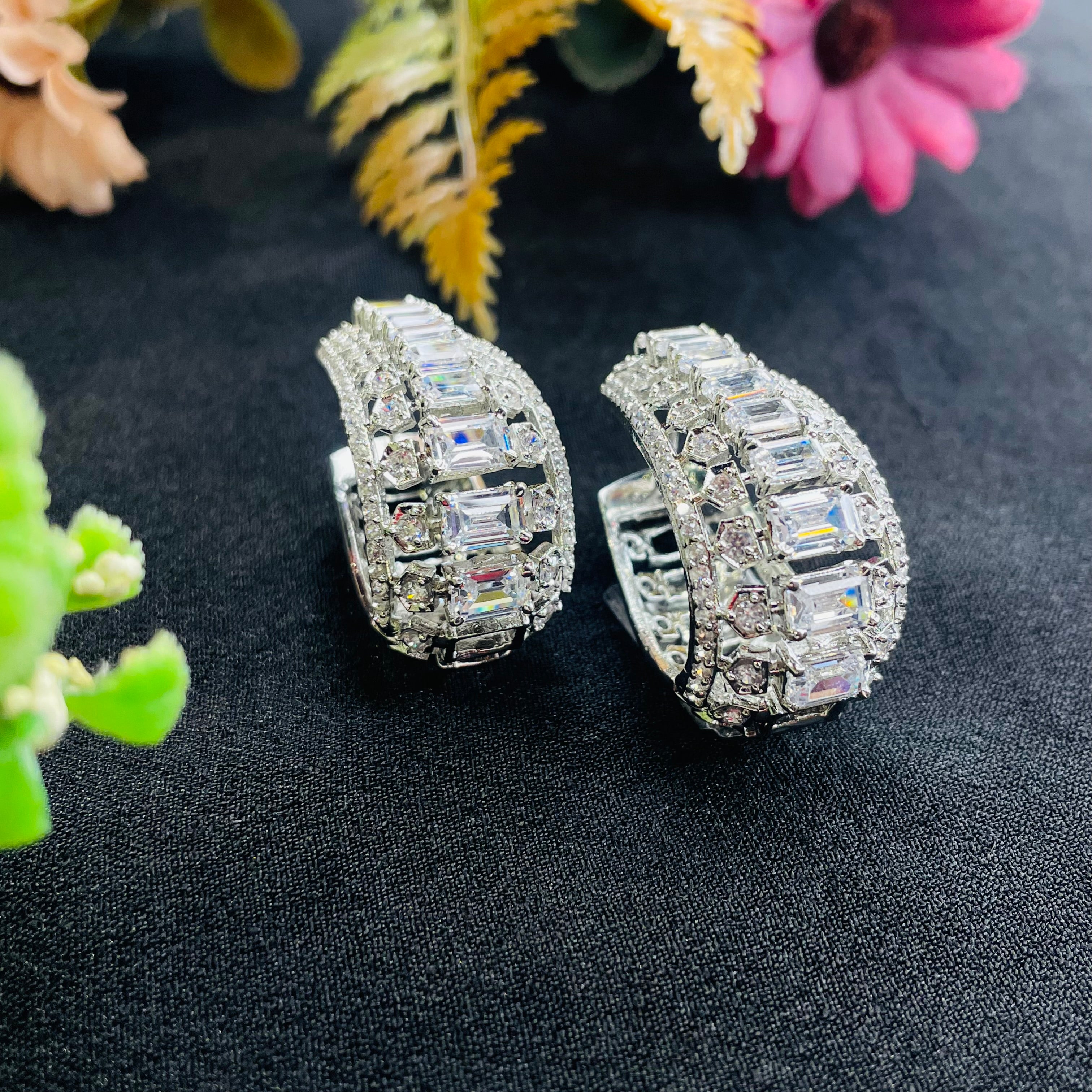 Ad Maya Studs