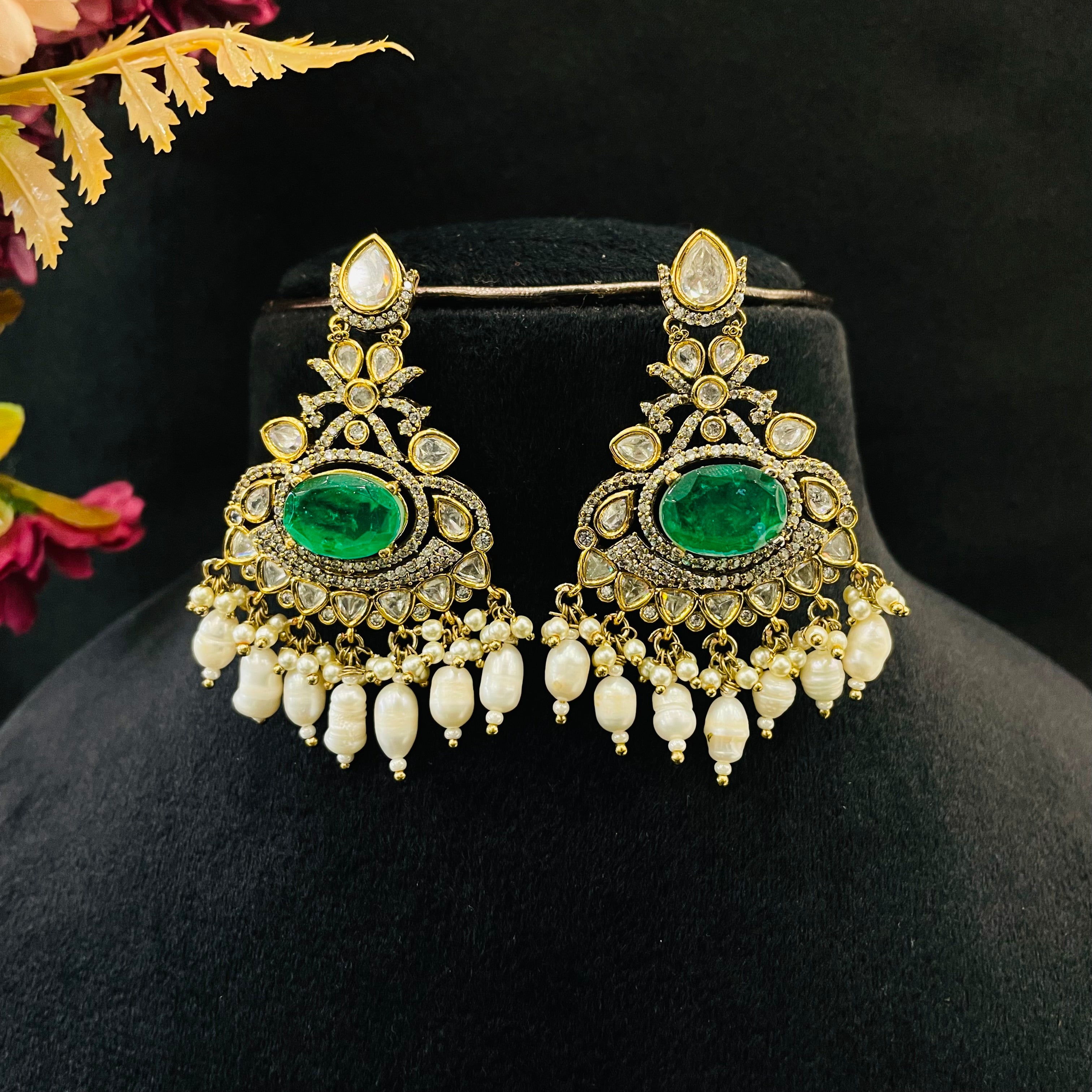 Nayaab maharani layered Neckpiece