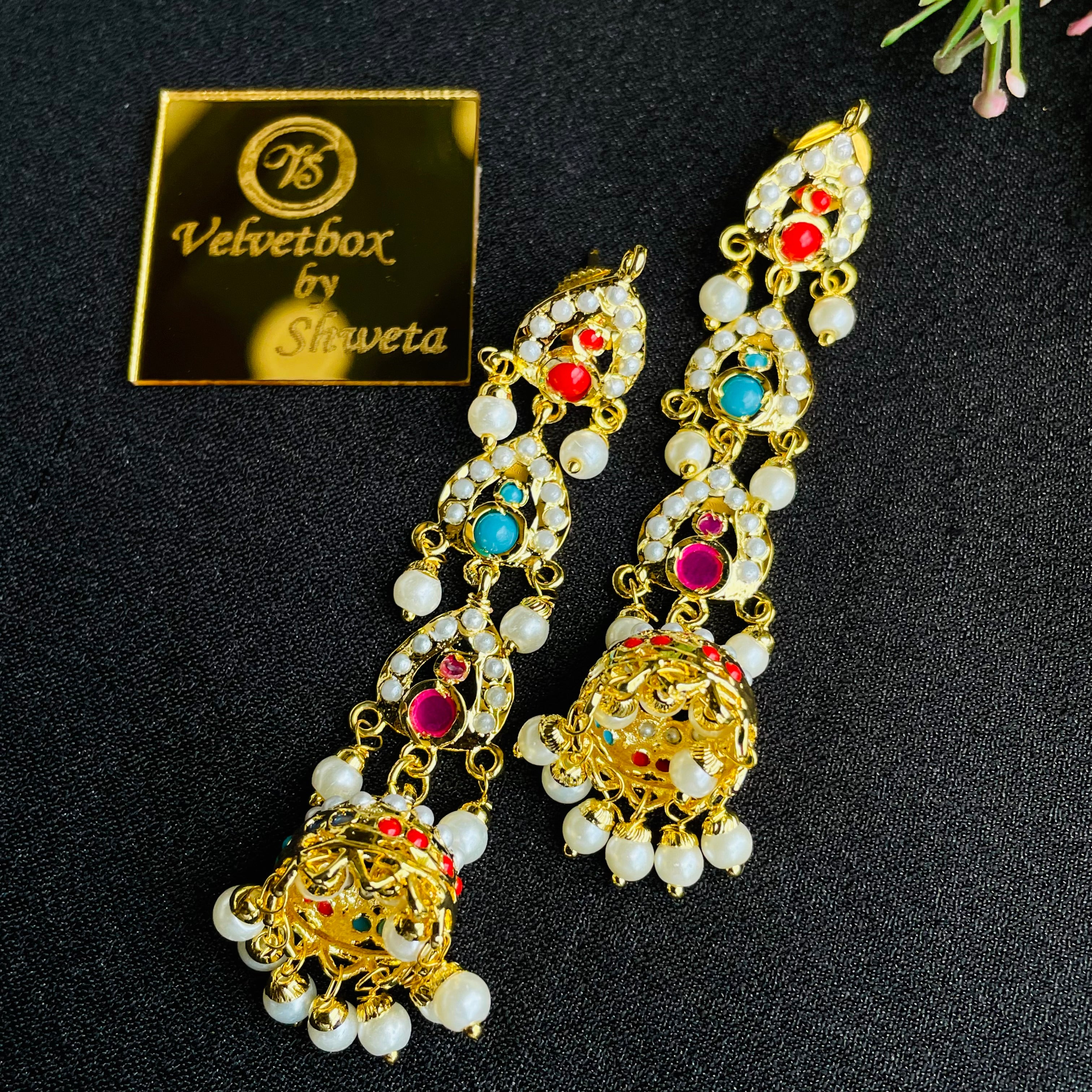 Nayaab Inaya Jhumki