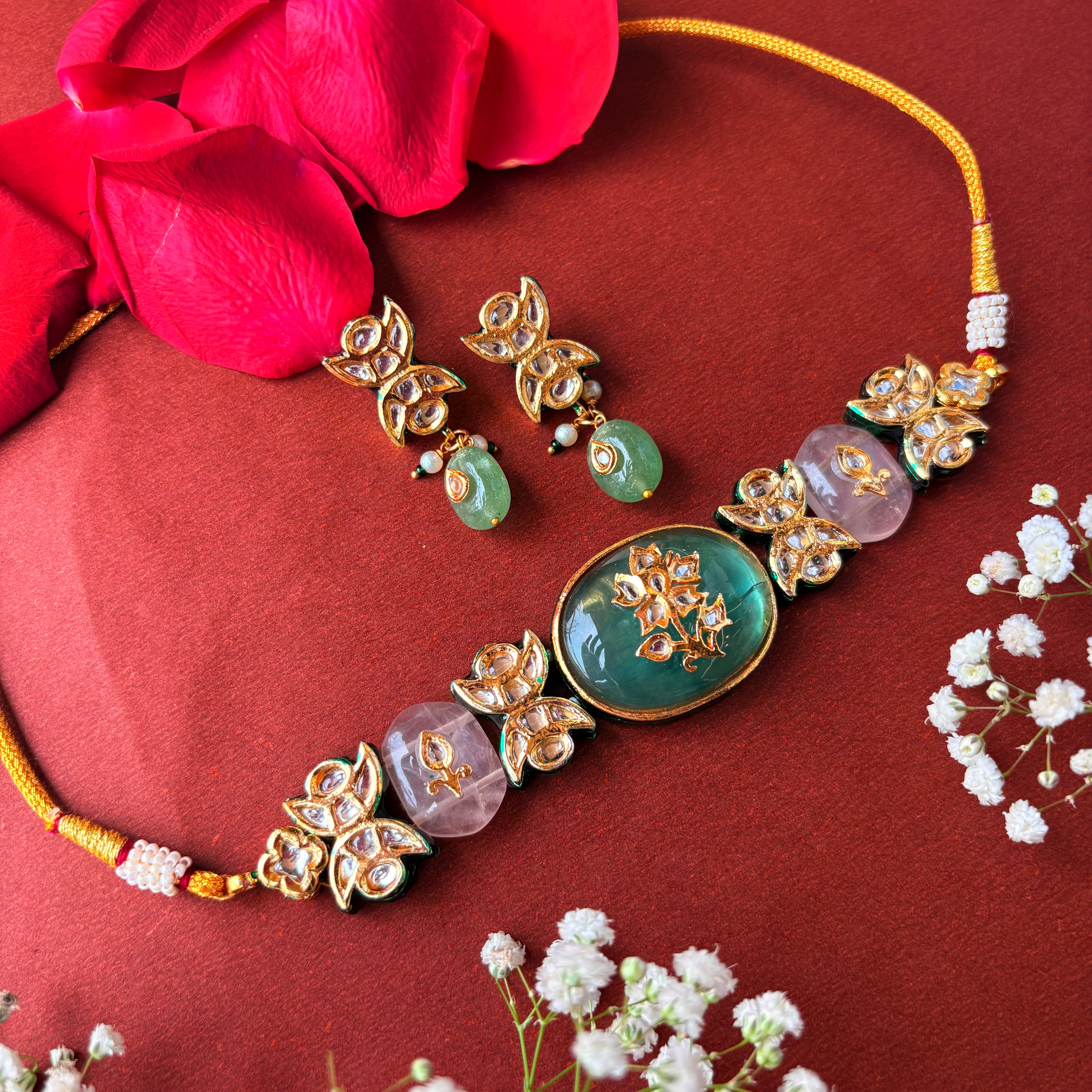 Nayaab Kashvi Choker