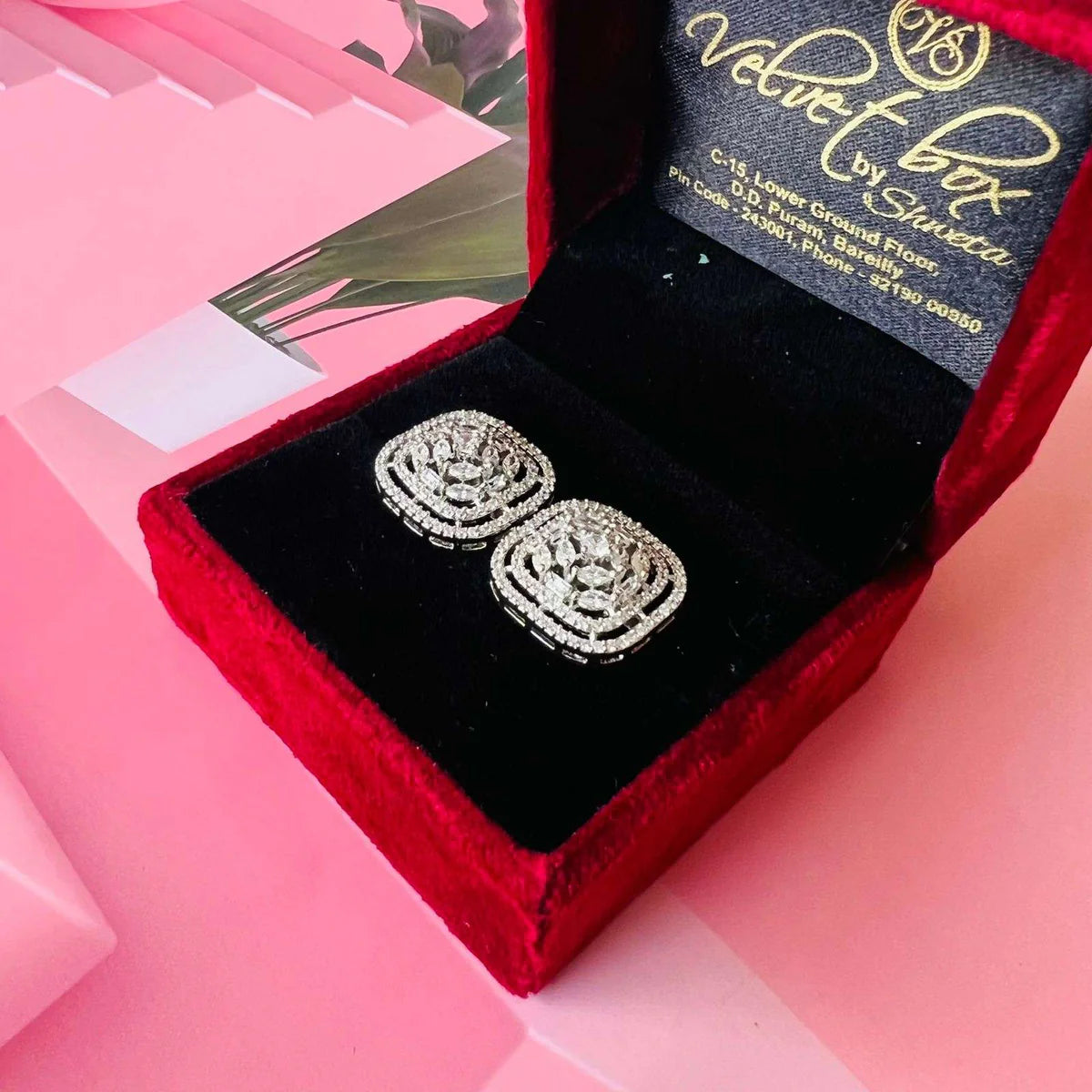 Ad Kamika ring with studs combo