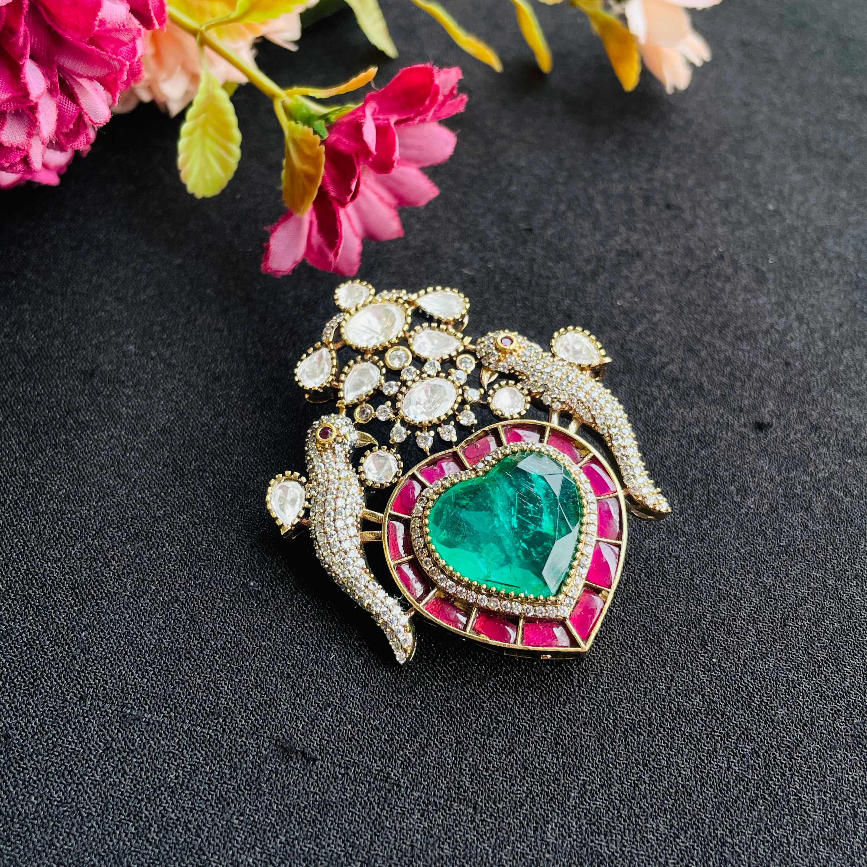 Nayaab Sarah brooch