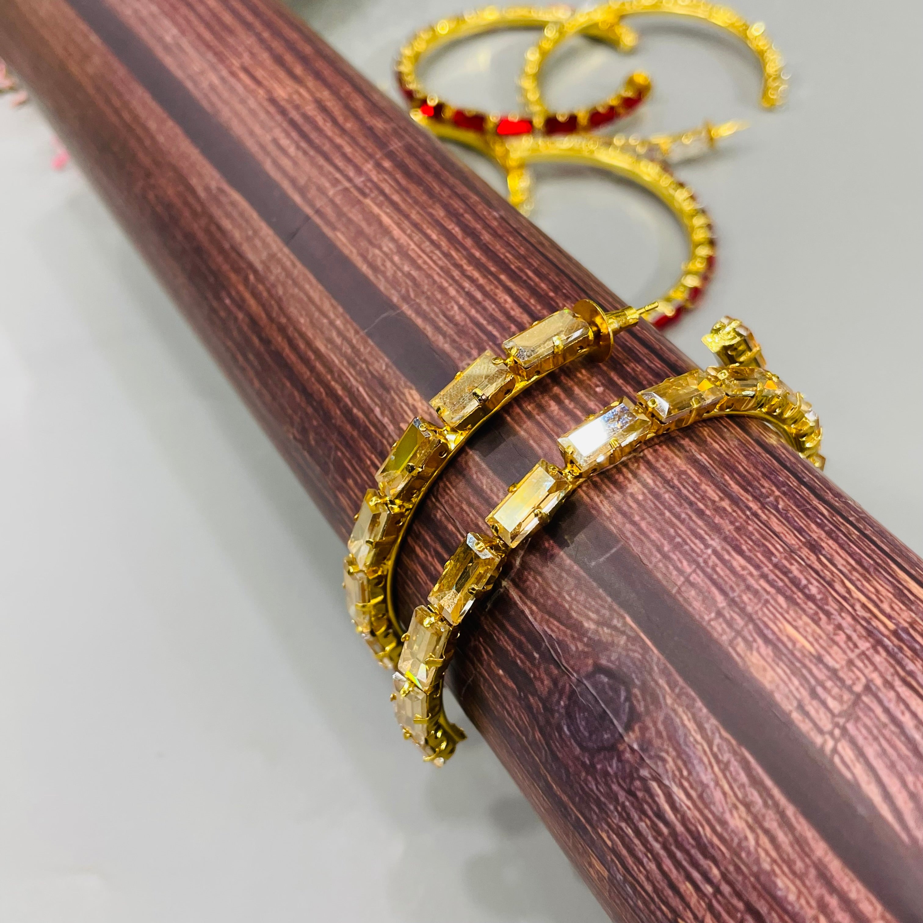 🎁 Layla Ella Earrings (100% off)