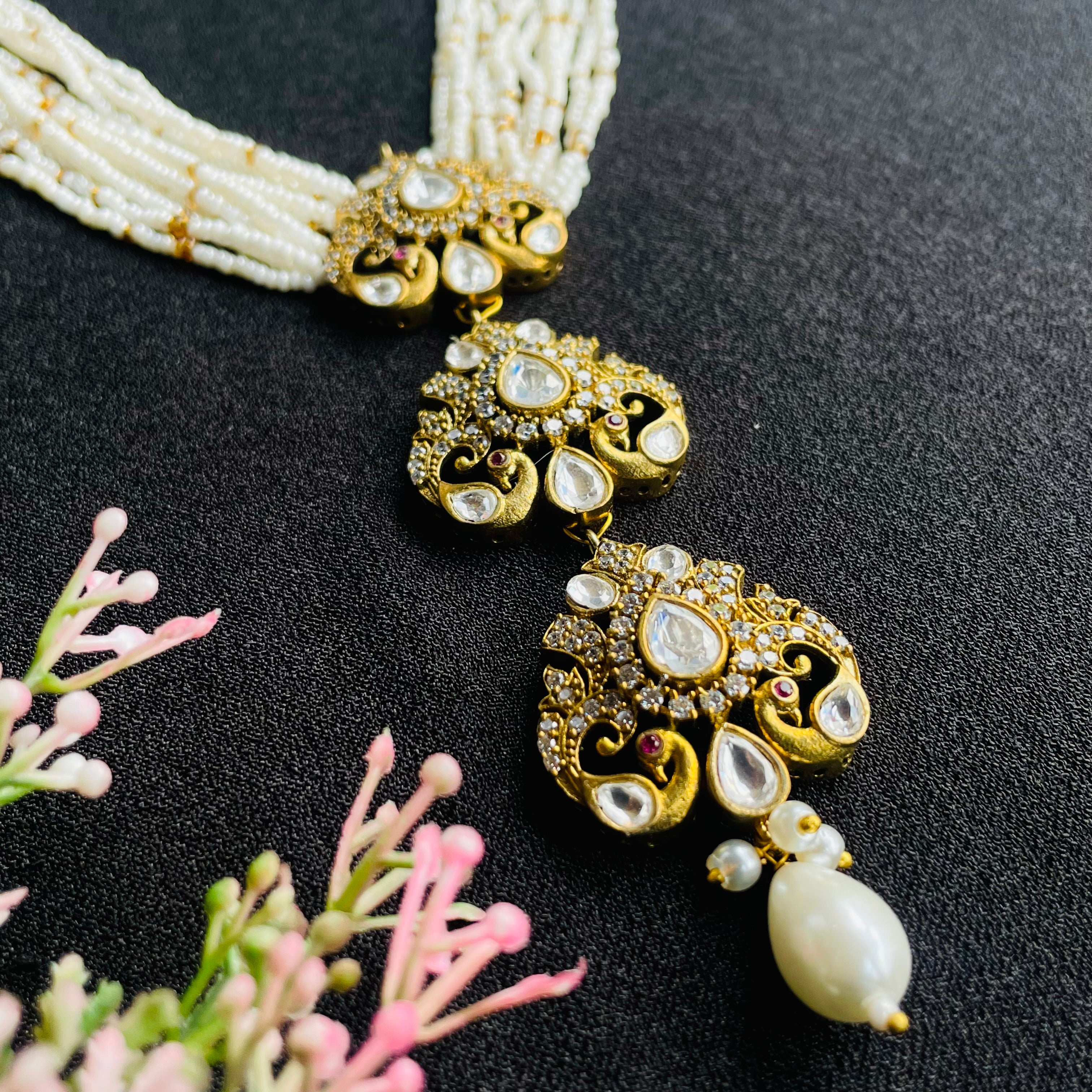 Nayaab Ruhani Long Neckpiece