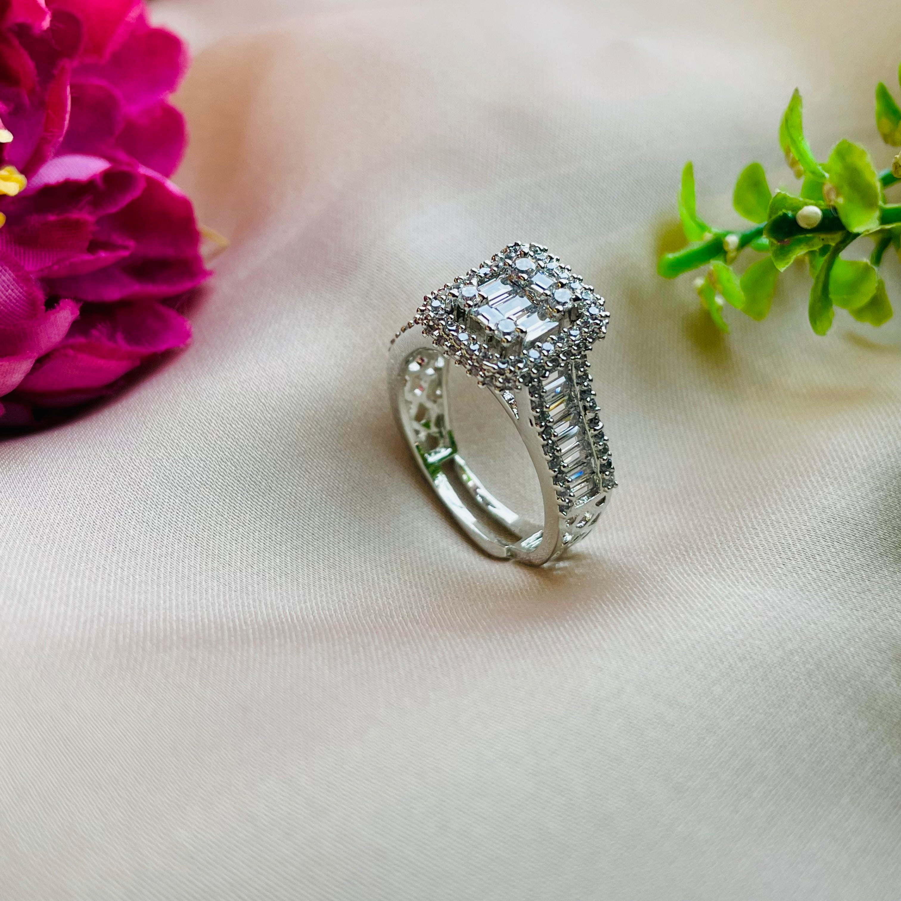 Ad Bailey  ring adjustable