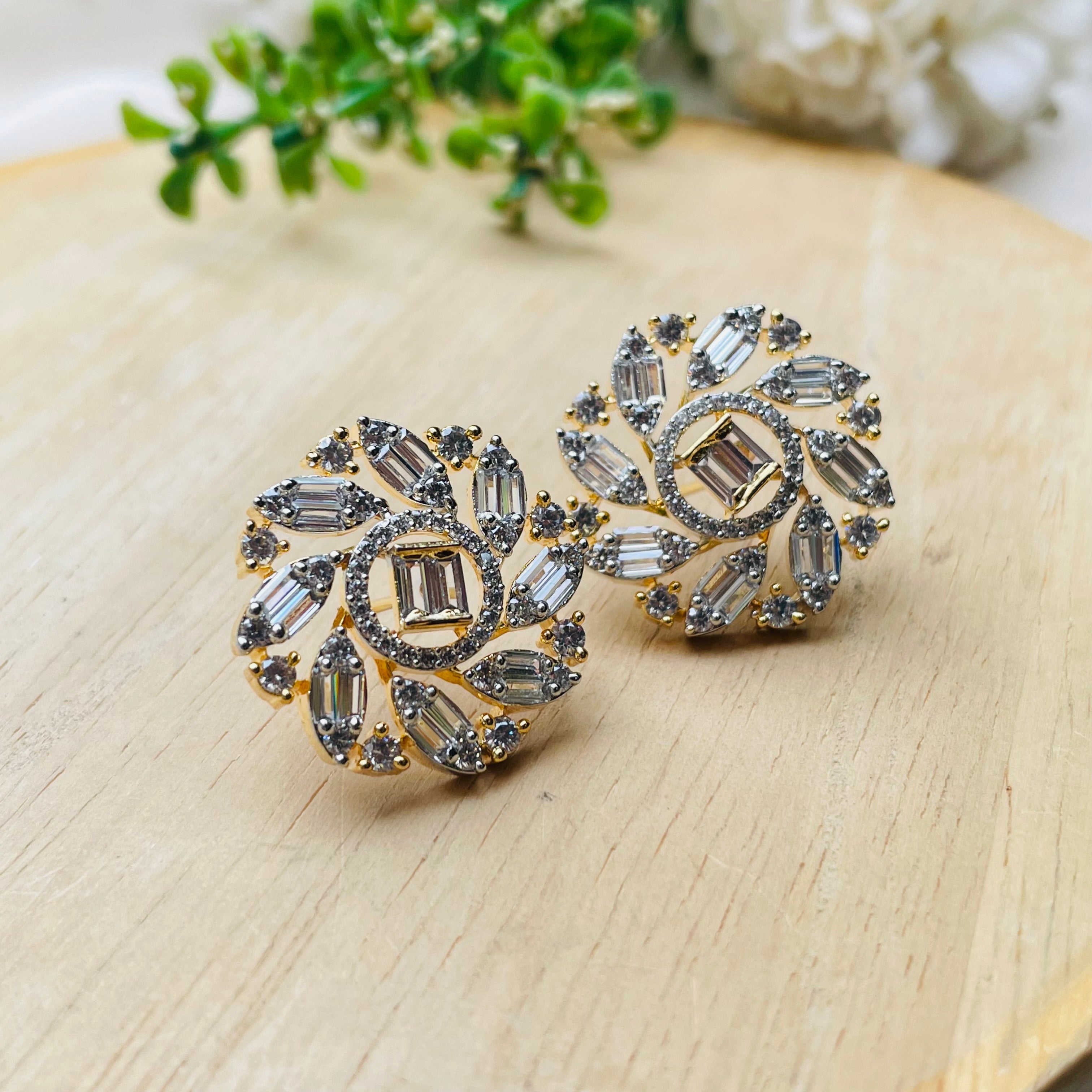 Ad Adelina studs