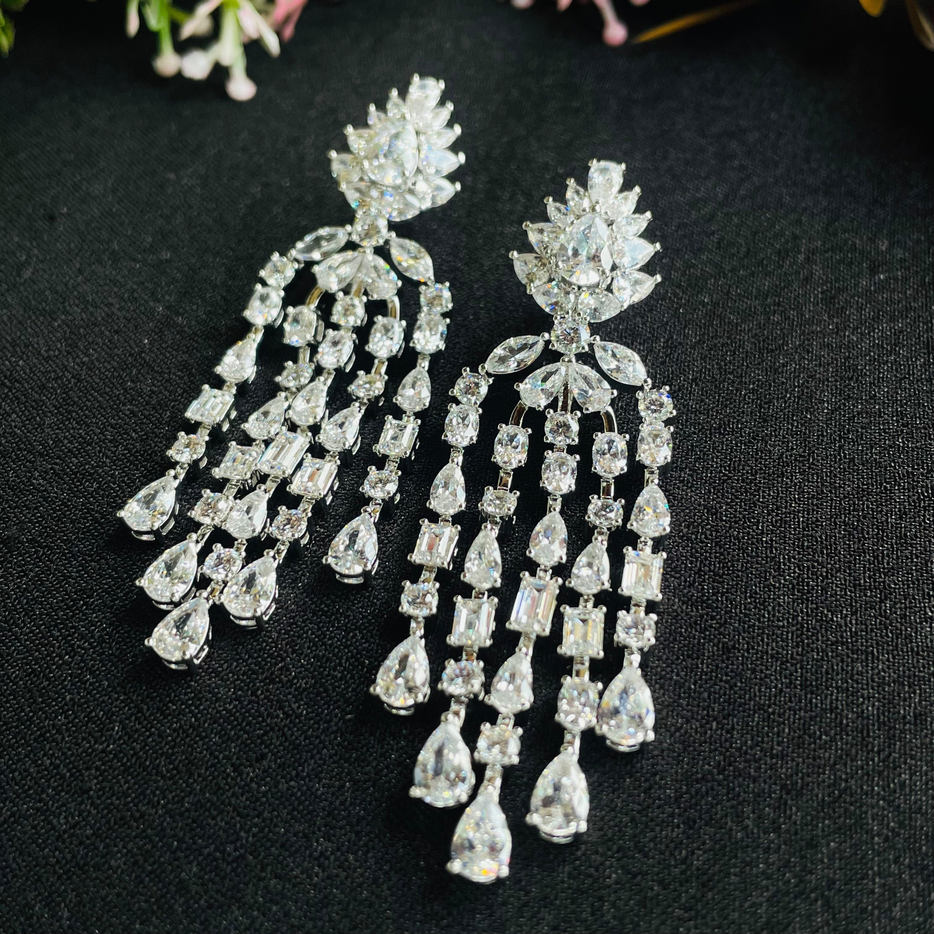 Ad Savi Earrings