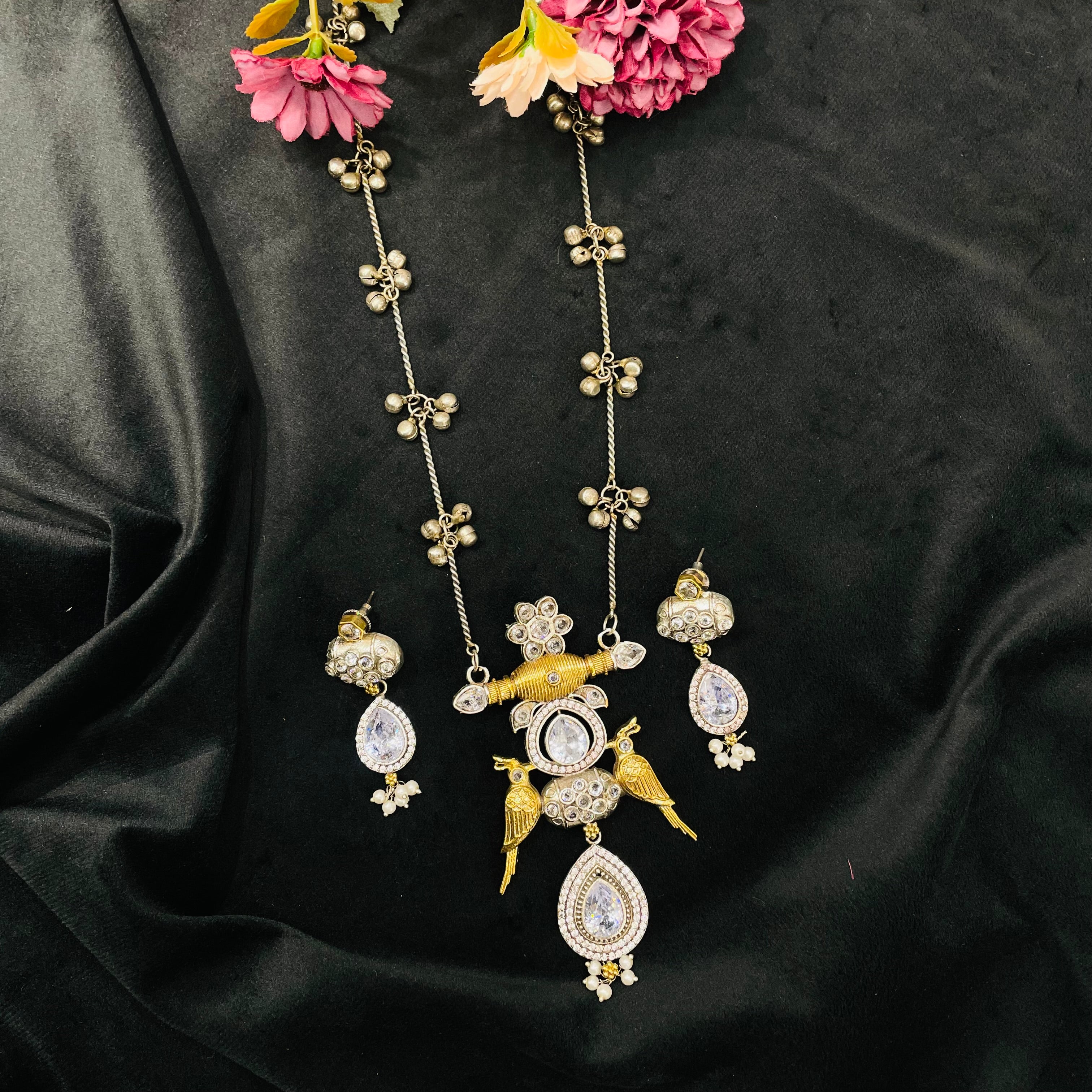 Inara rani neckpiece