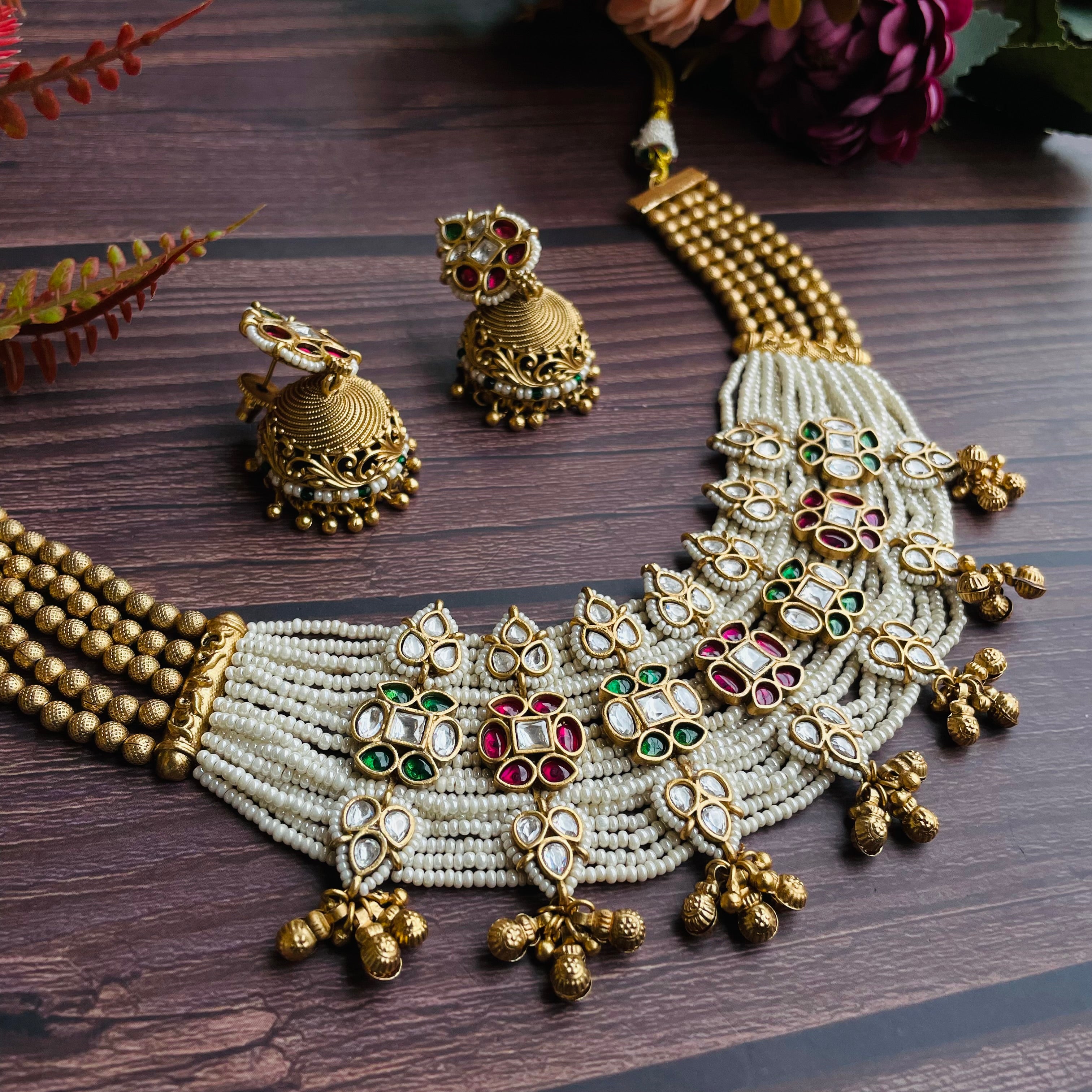 Nayaab Aarna Neckpiece