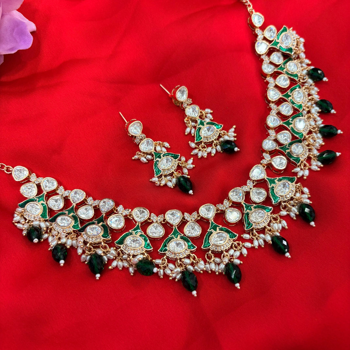 Vanya Neckpiece