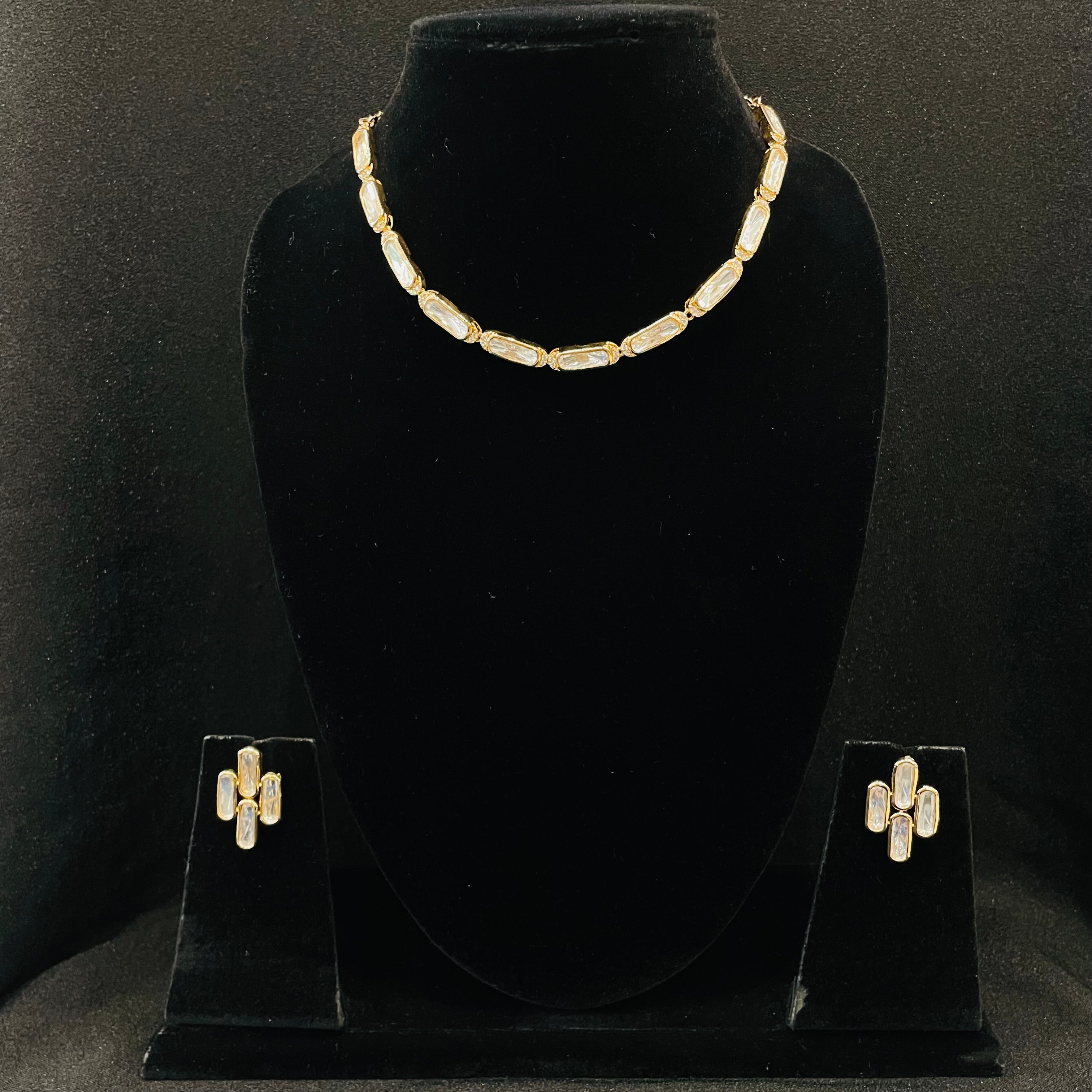 Nayaab Sufi Polki Neckpiece