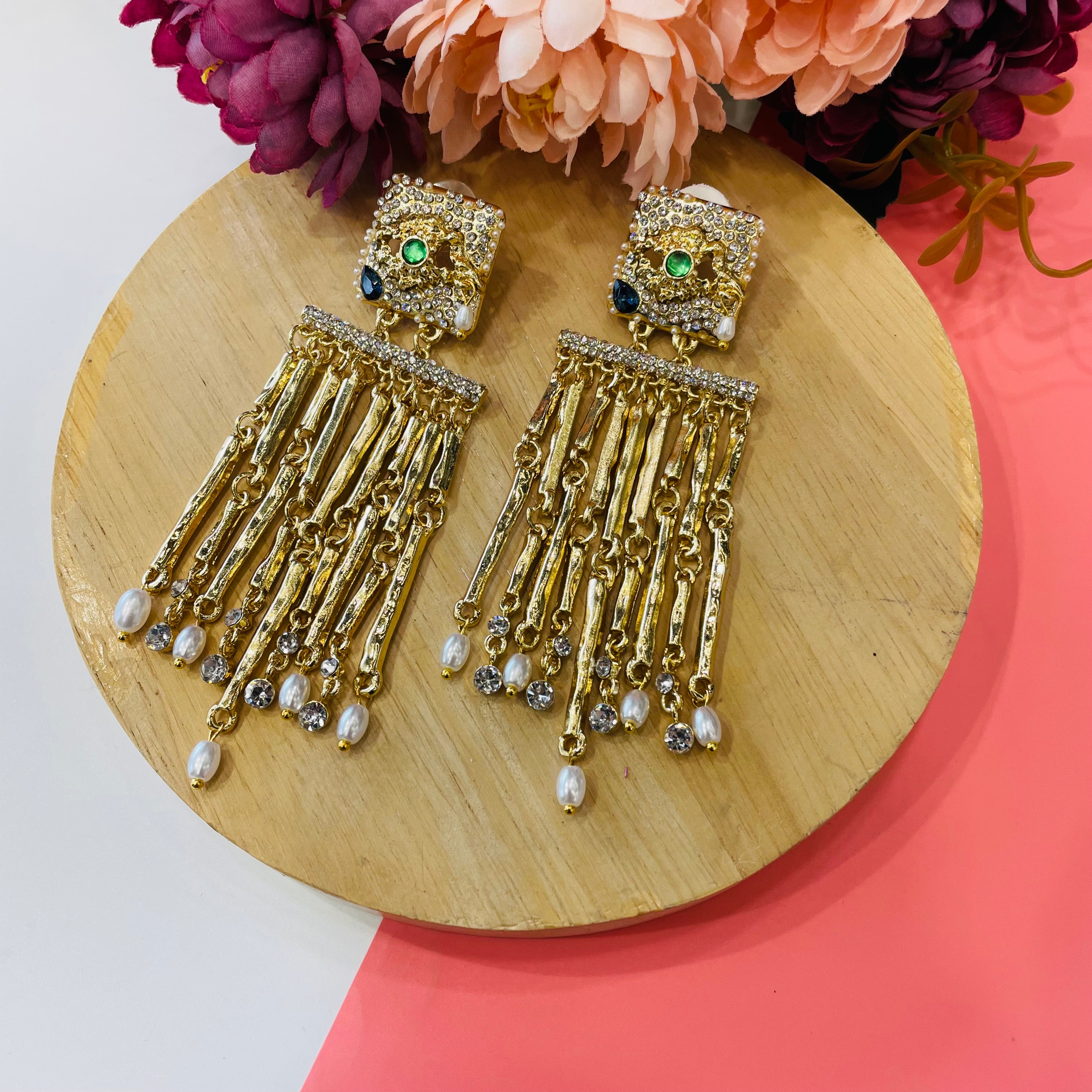 Layla neo hanging earrings