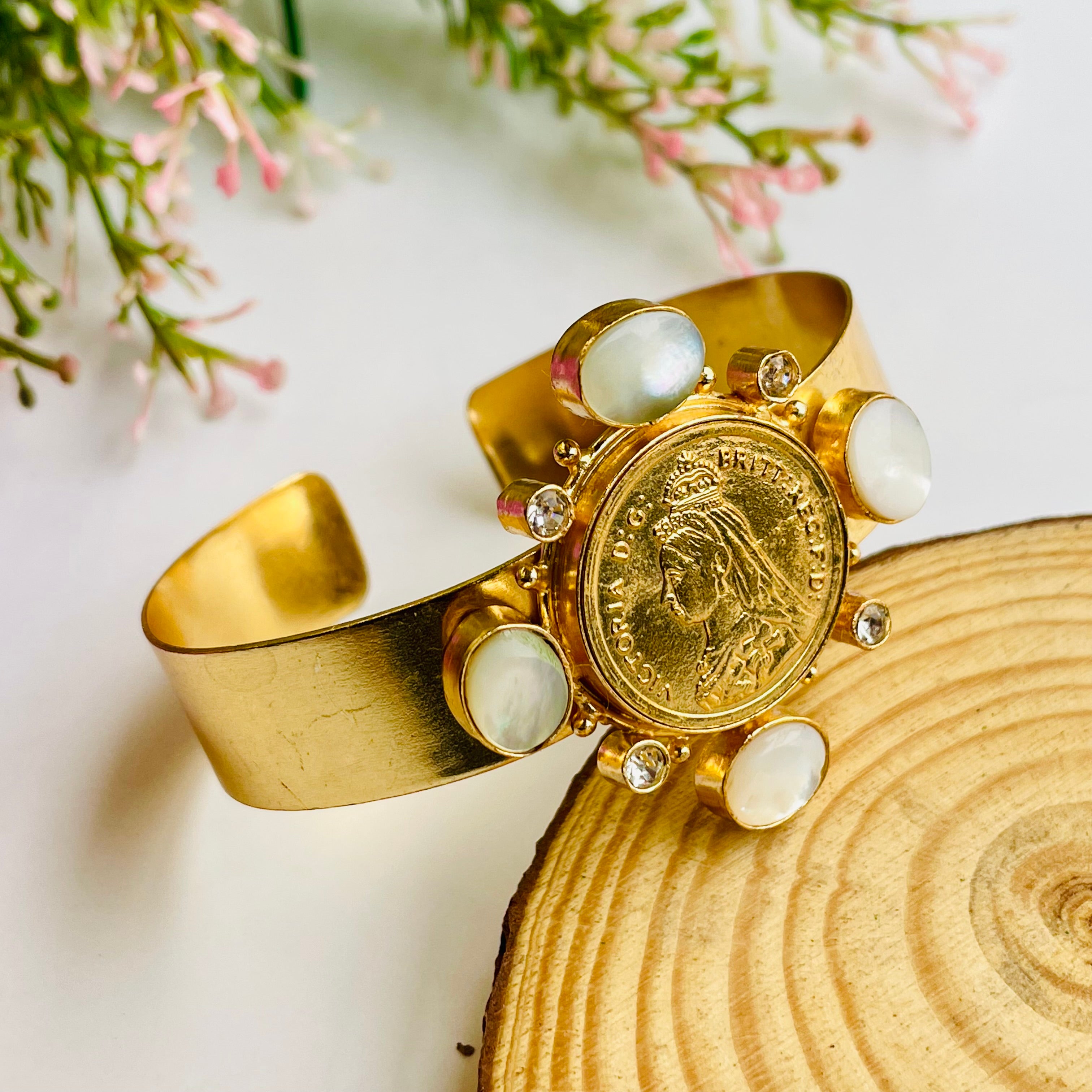 Nayaab Kritika bracelet