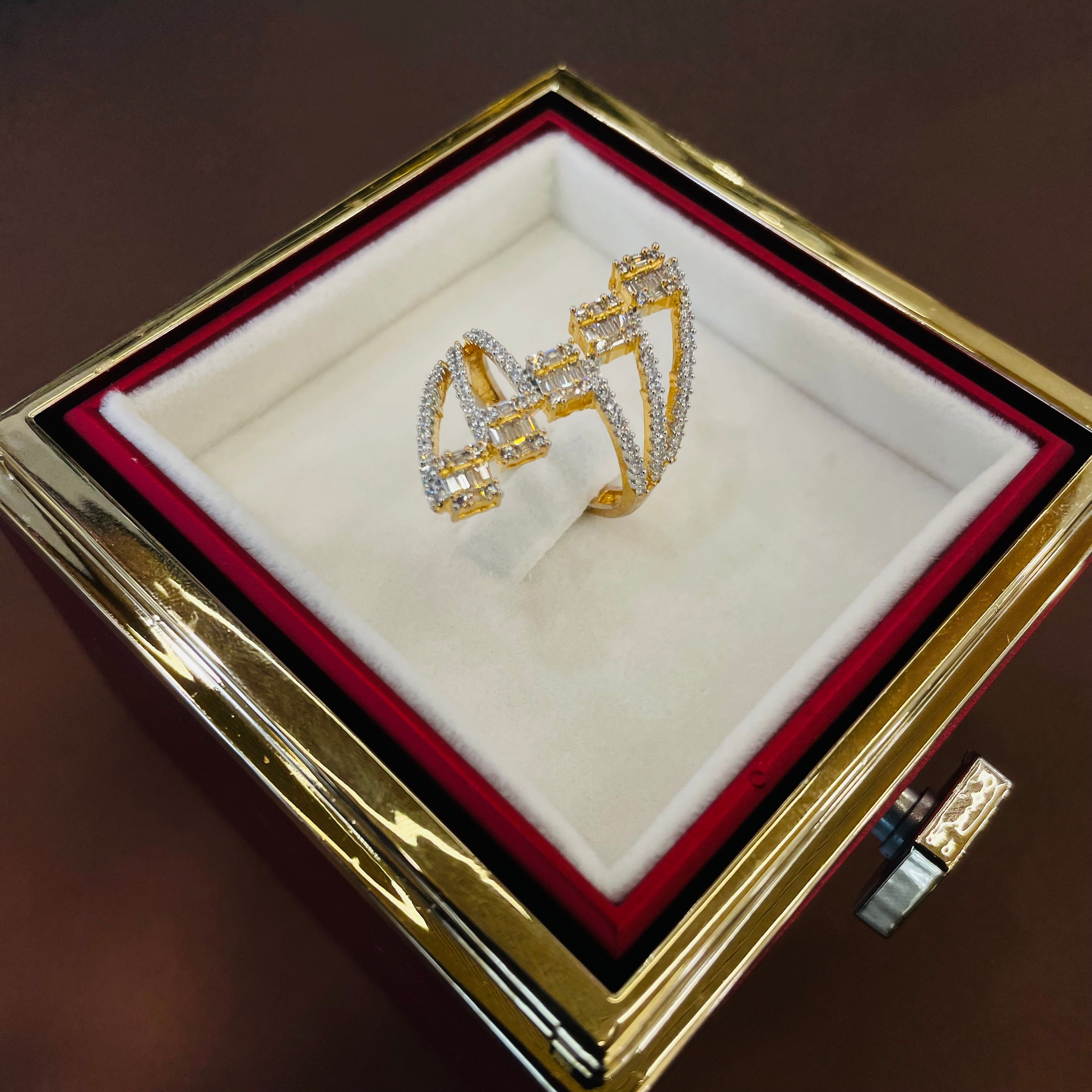 Ad Avielle Ring