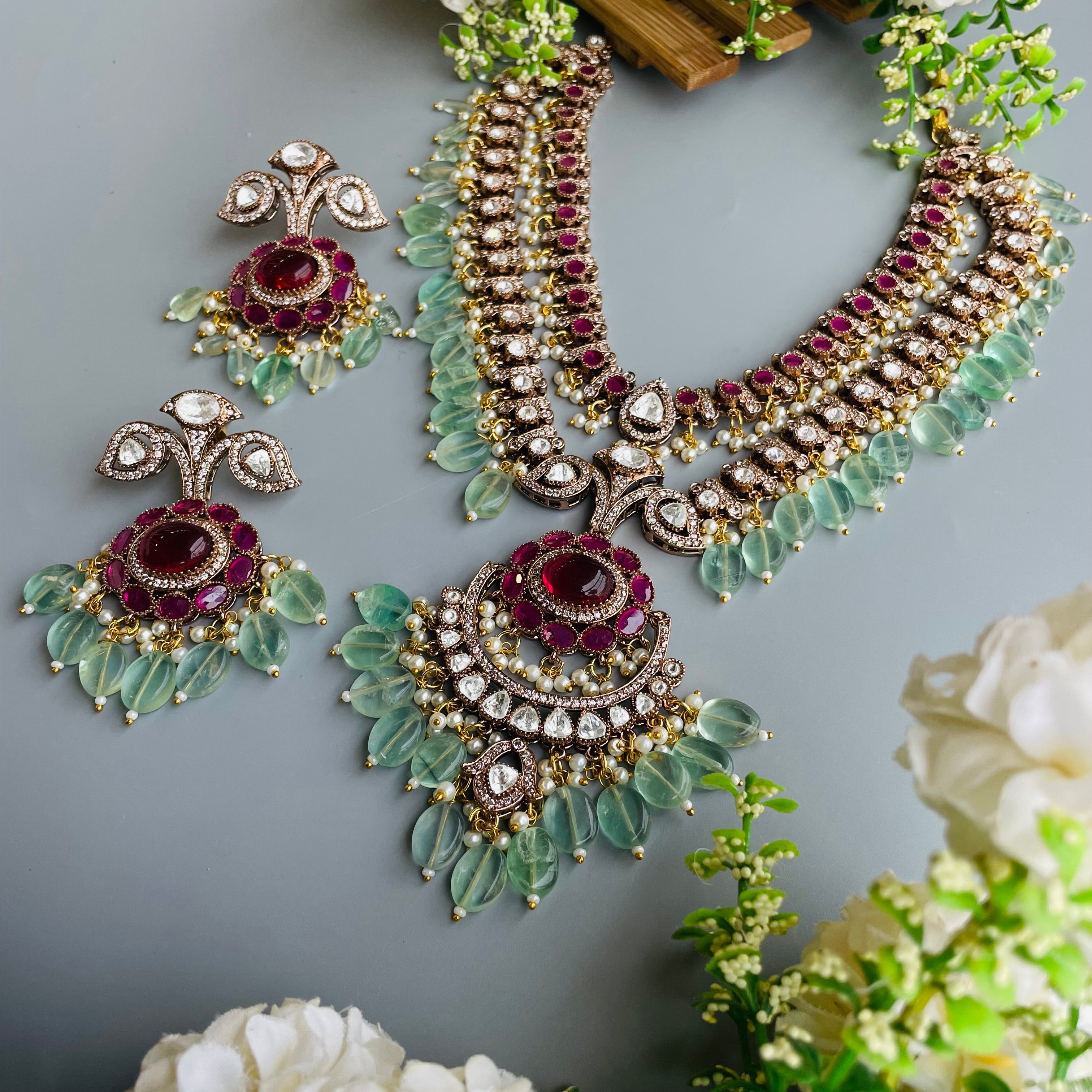 Nayaab Ranisa Neckpiece