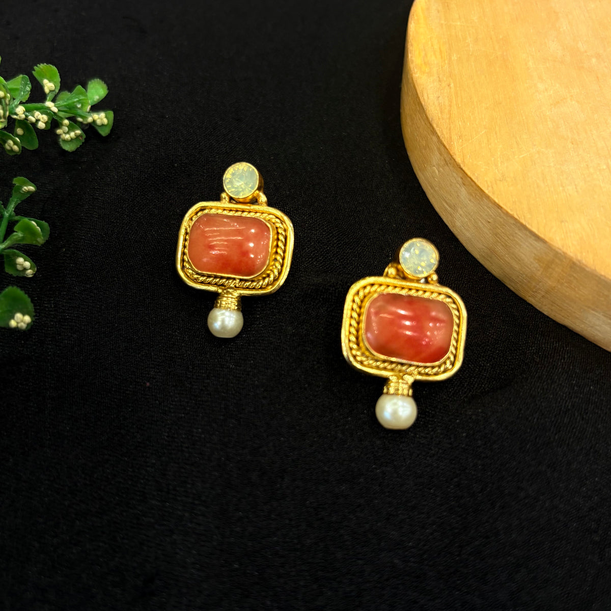 Vyanika Earrings