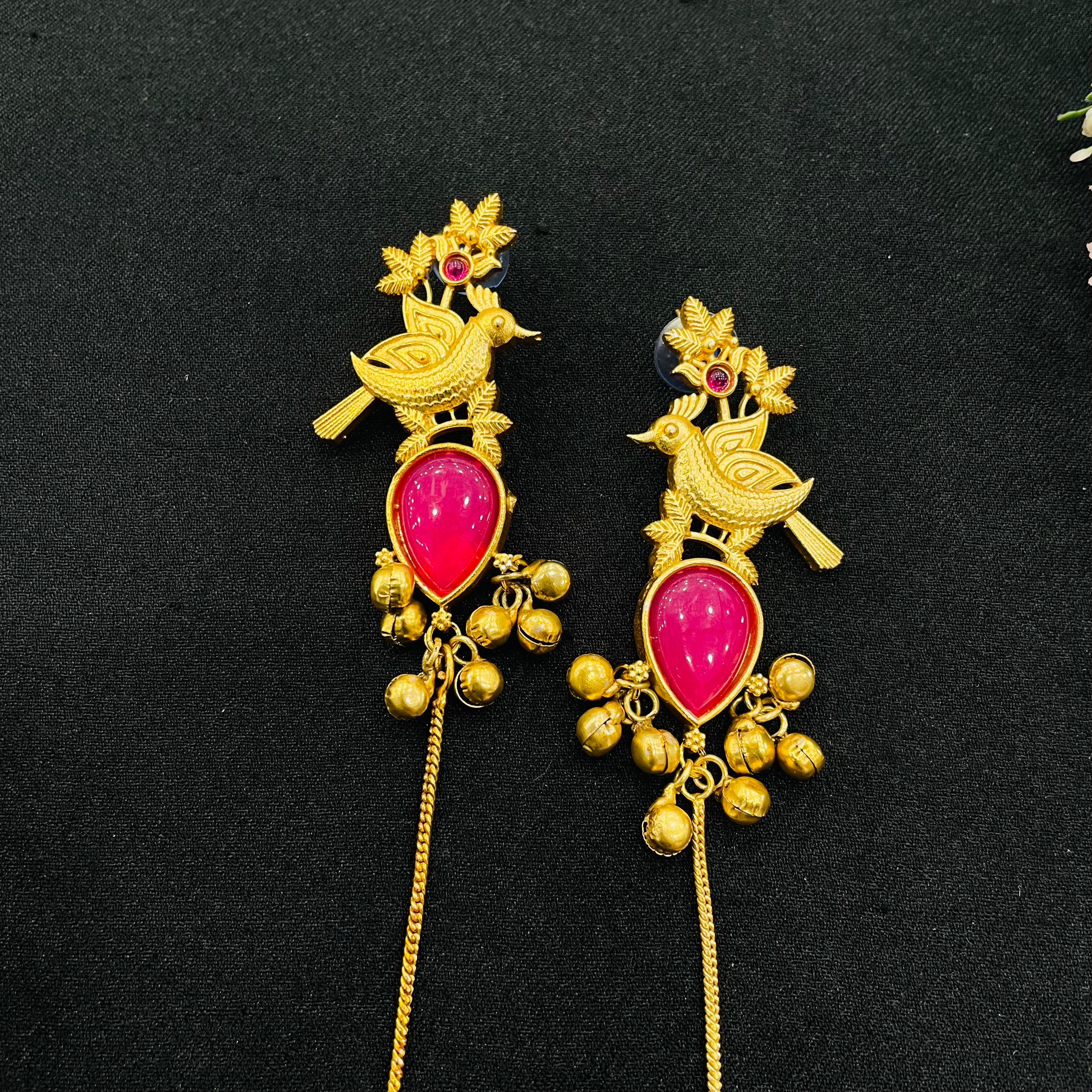 Nayaab Vedika Earrings