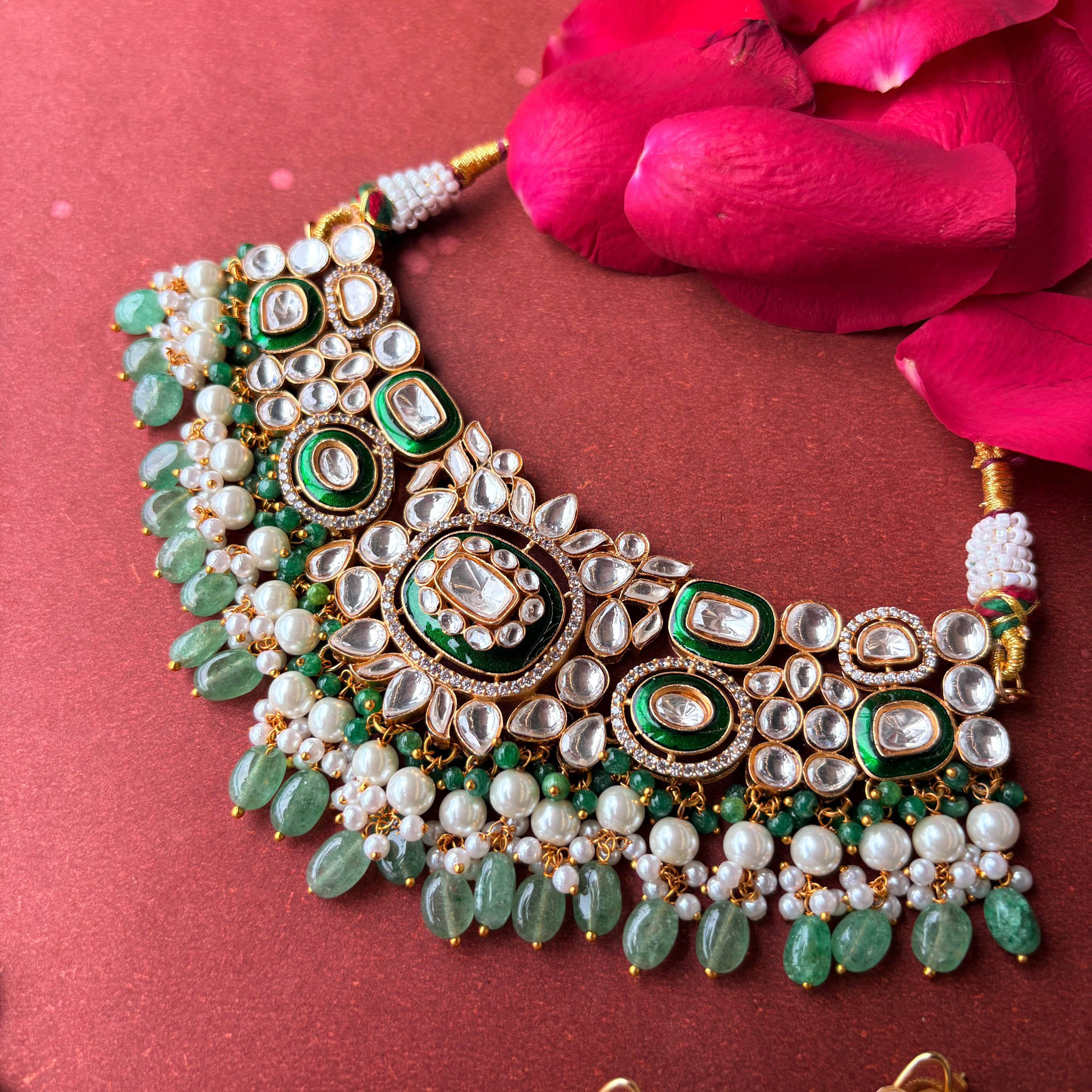 Nayaab Samaira Neckpiece