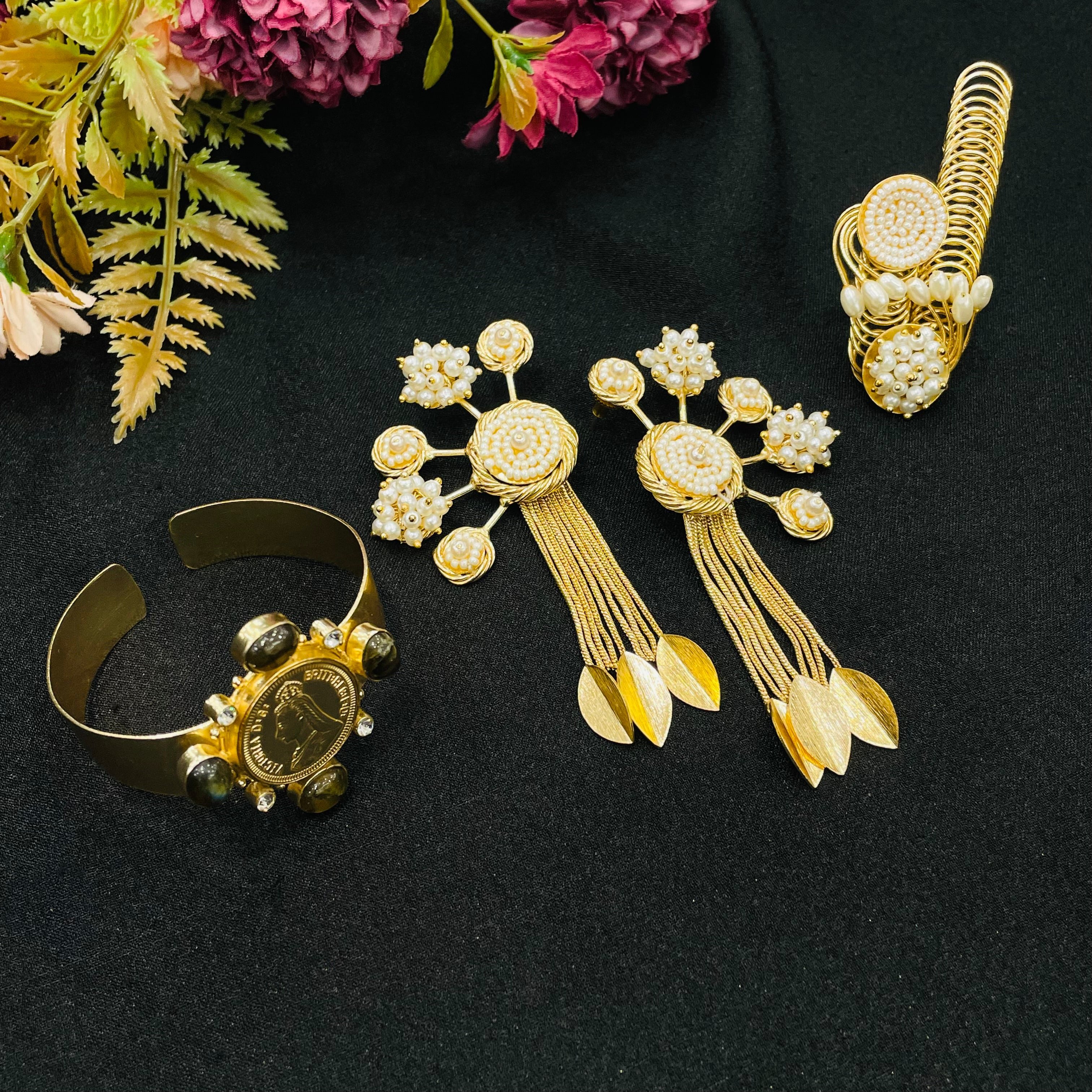 Nayaab Raavi Ring,Bracelet,Earring Combo
