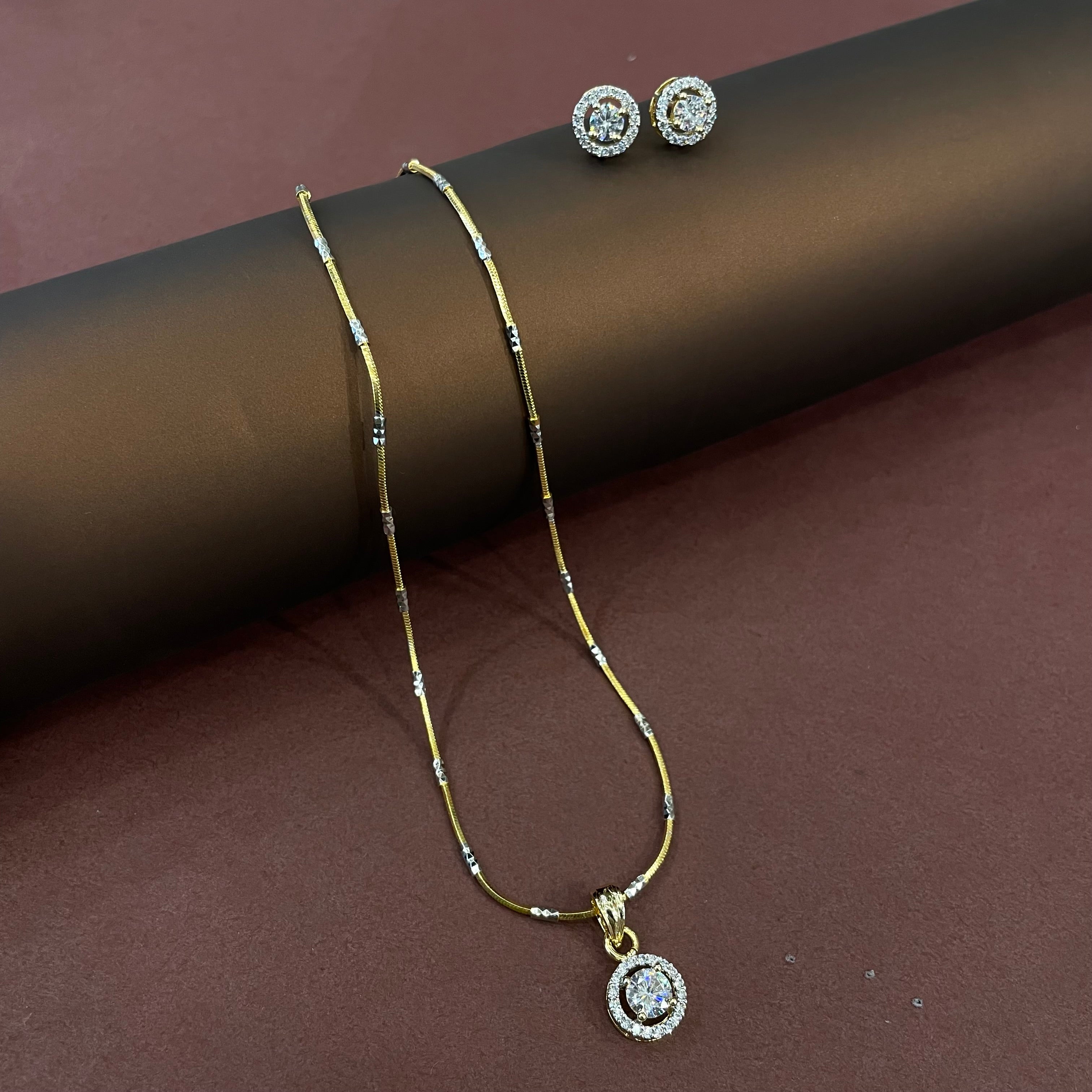 Ad Paridhi pendant set