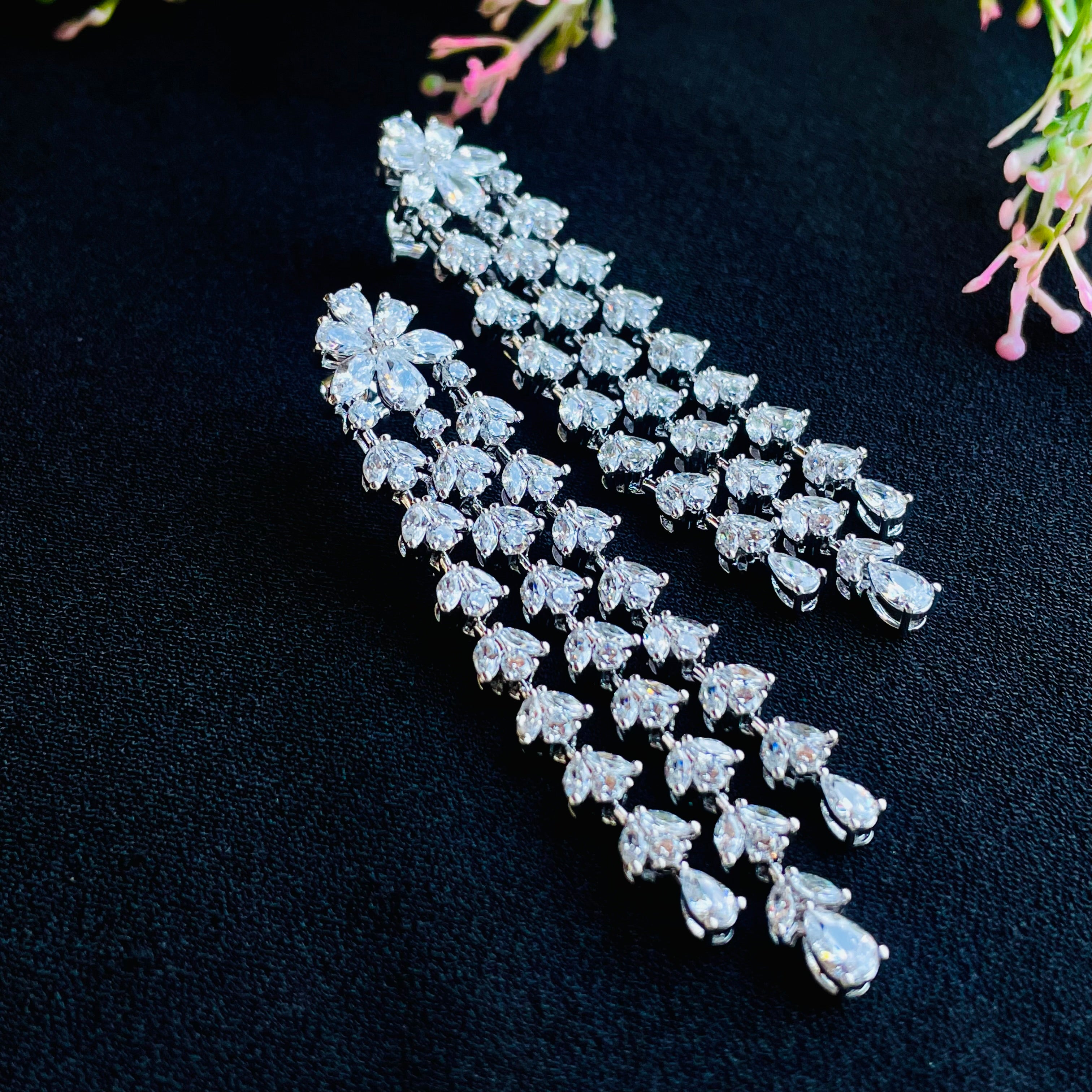 Ad Briar Earrings