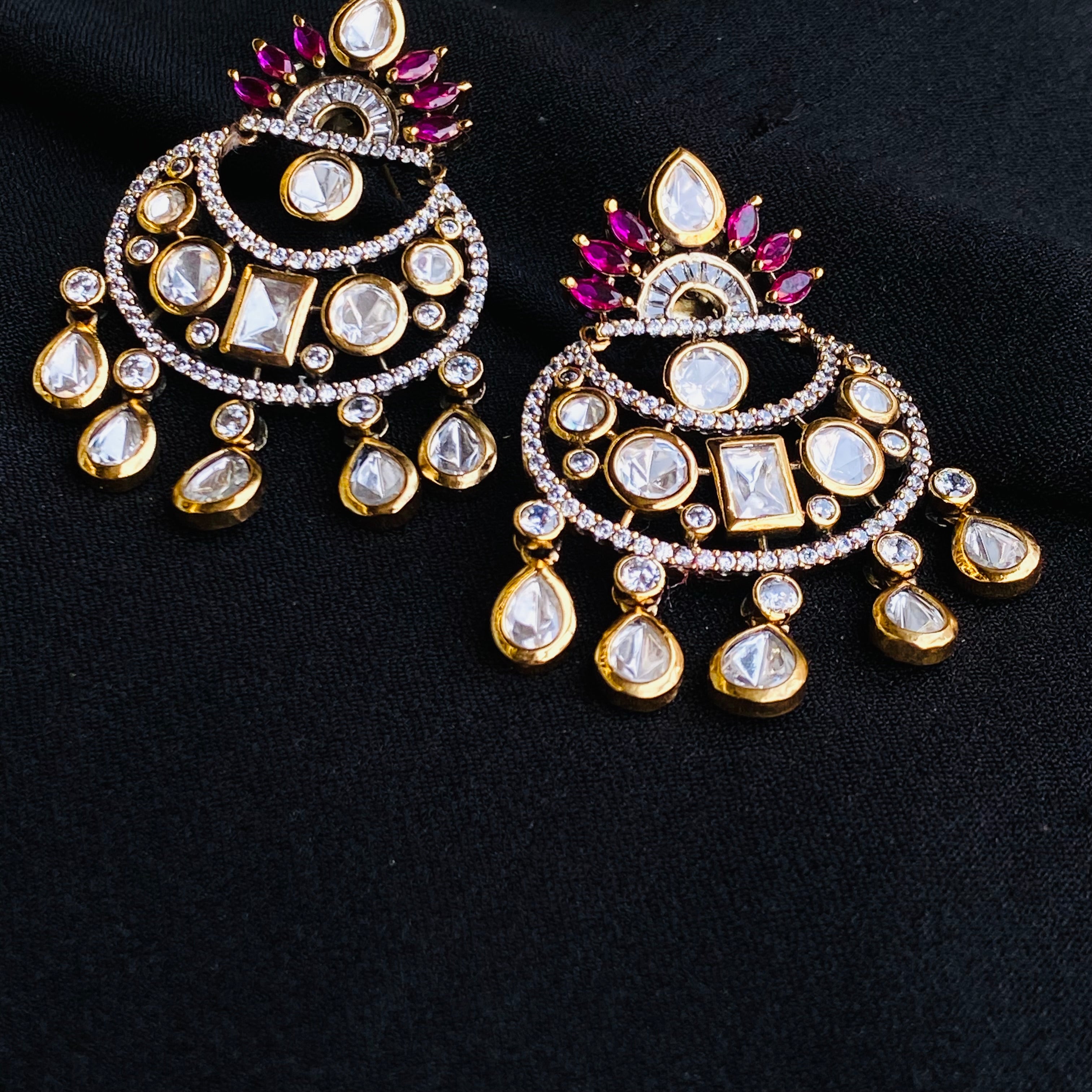 Nayaab Ojasvi  Earrings