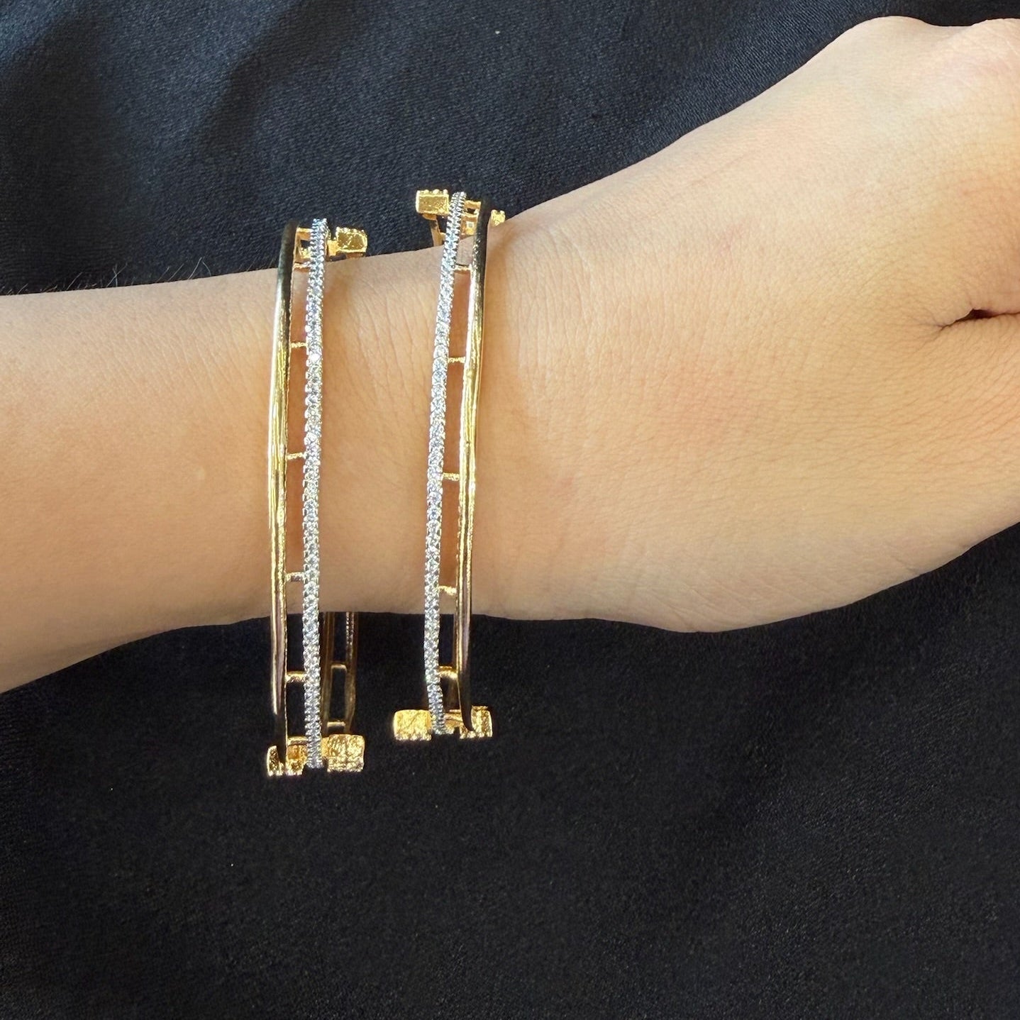 AD Amaira Bangles