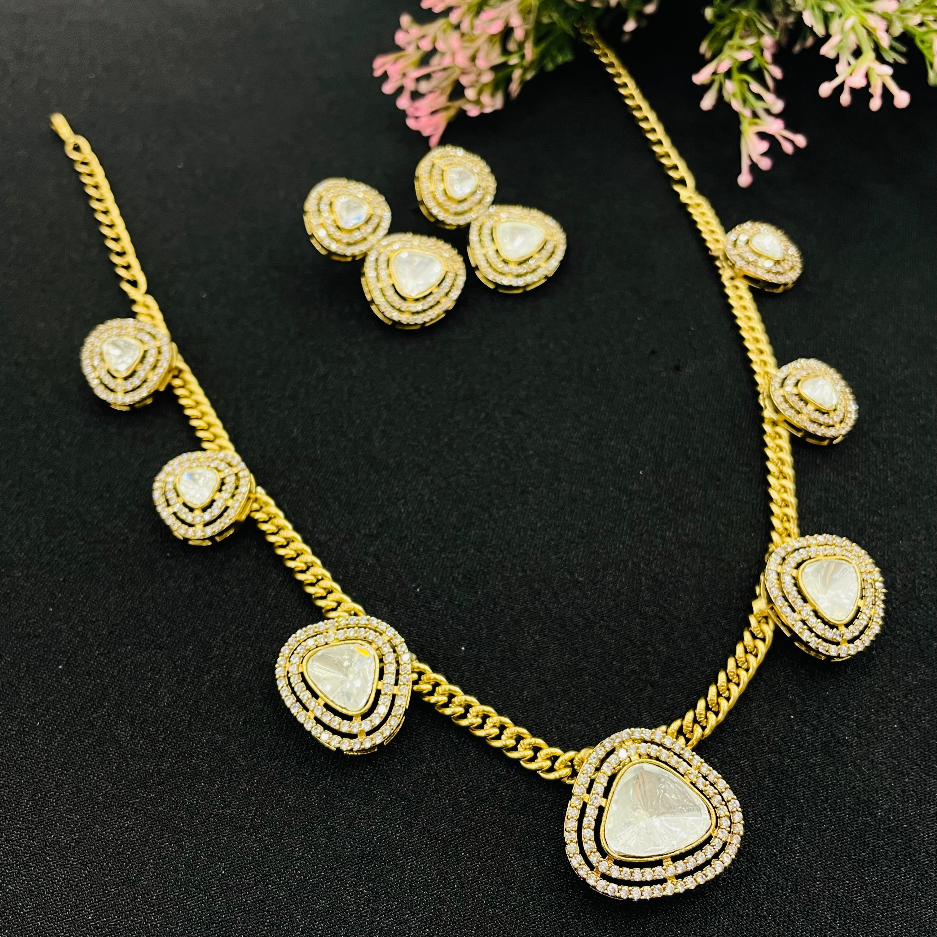Nayaab Shreya Polki Neckpiece