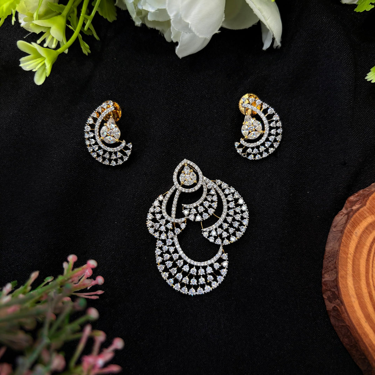 Celeste Arc Pendant Set