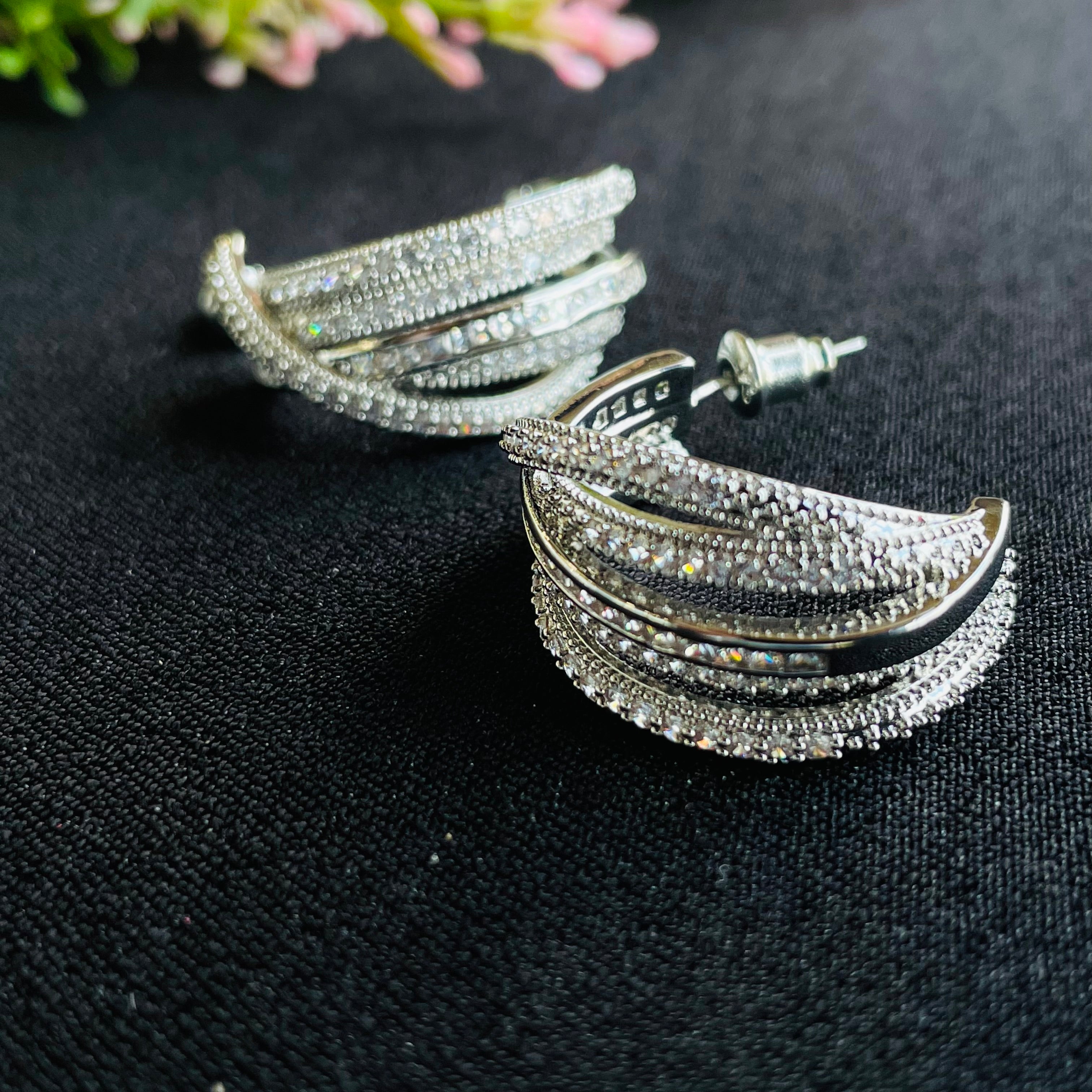 Ad isla earrings