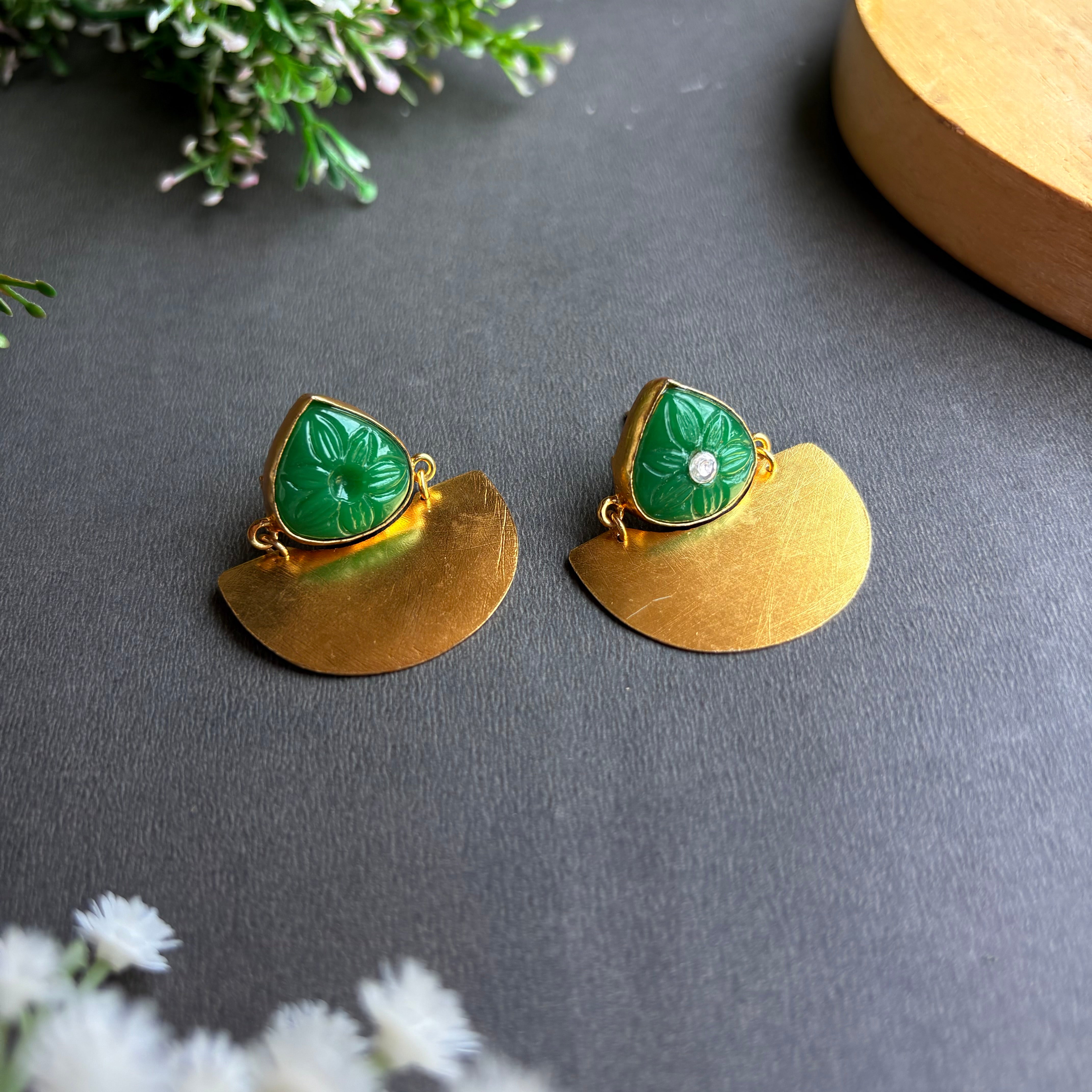 Aarohi Emerald Earrings