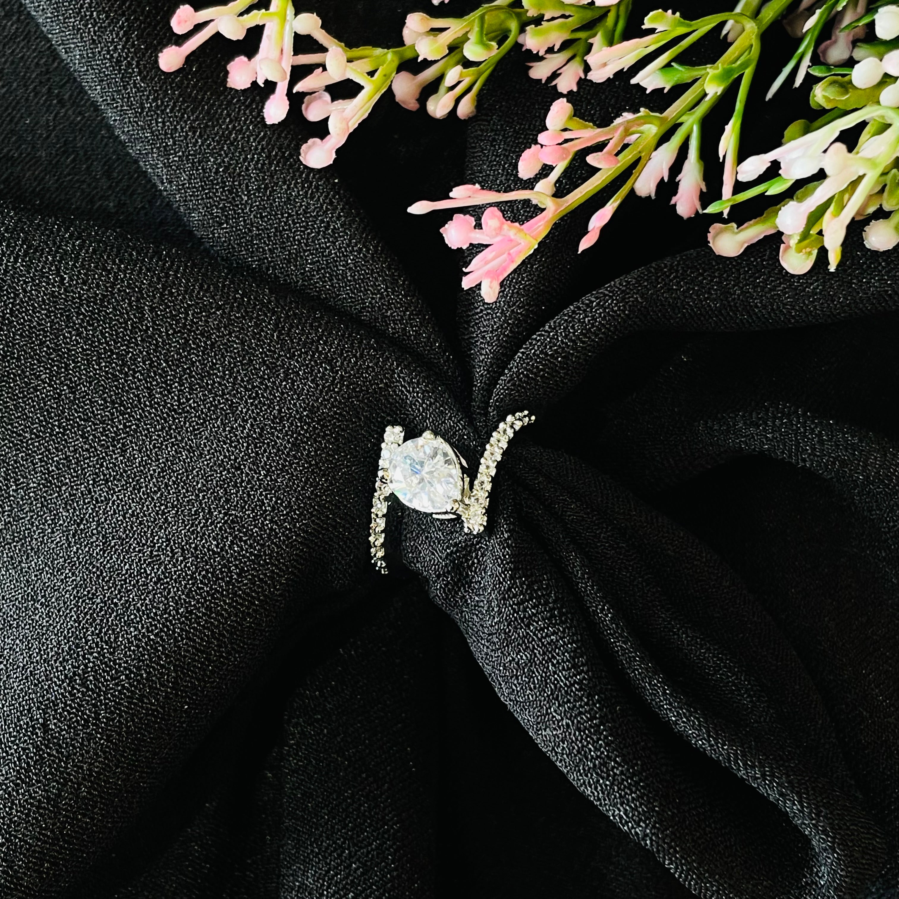 Ad zoe ring