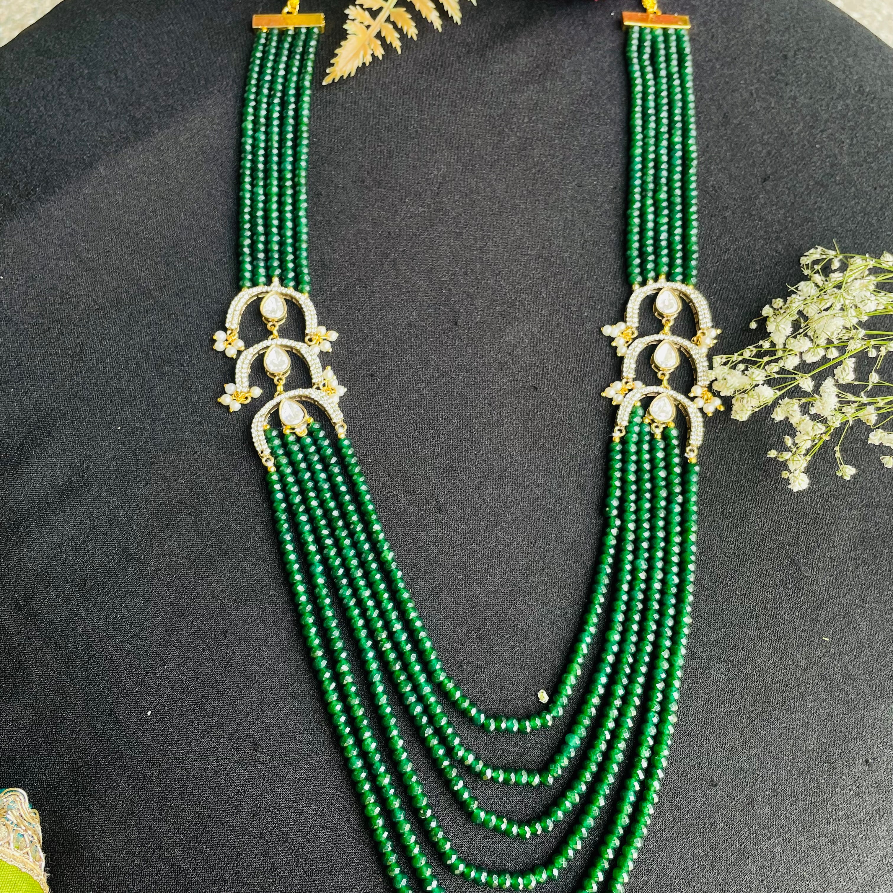 Nayaab Jess neckpiece