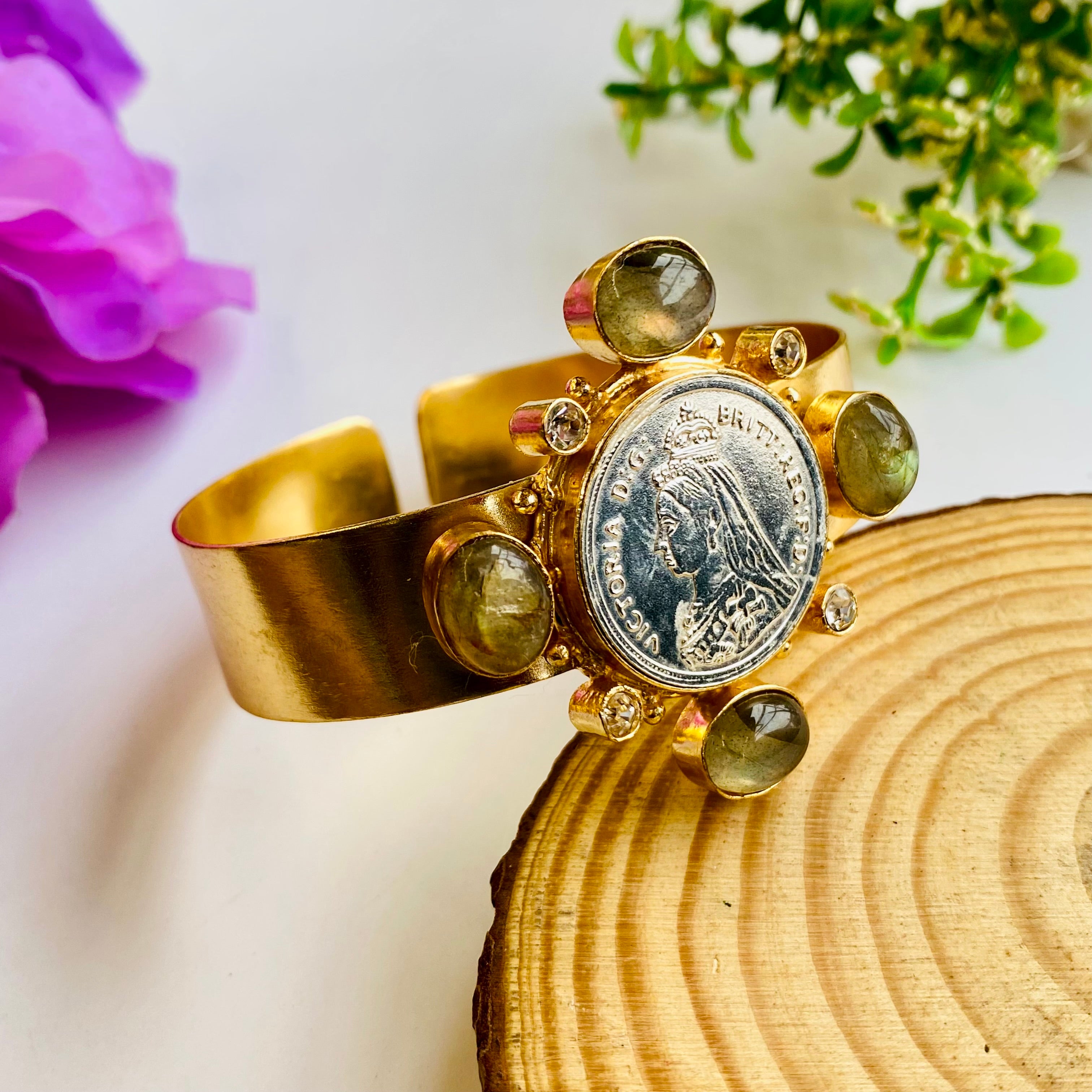 Nayaab Kritika bracelet