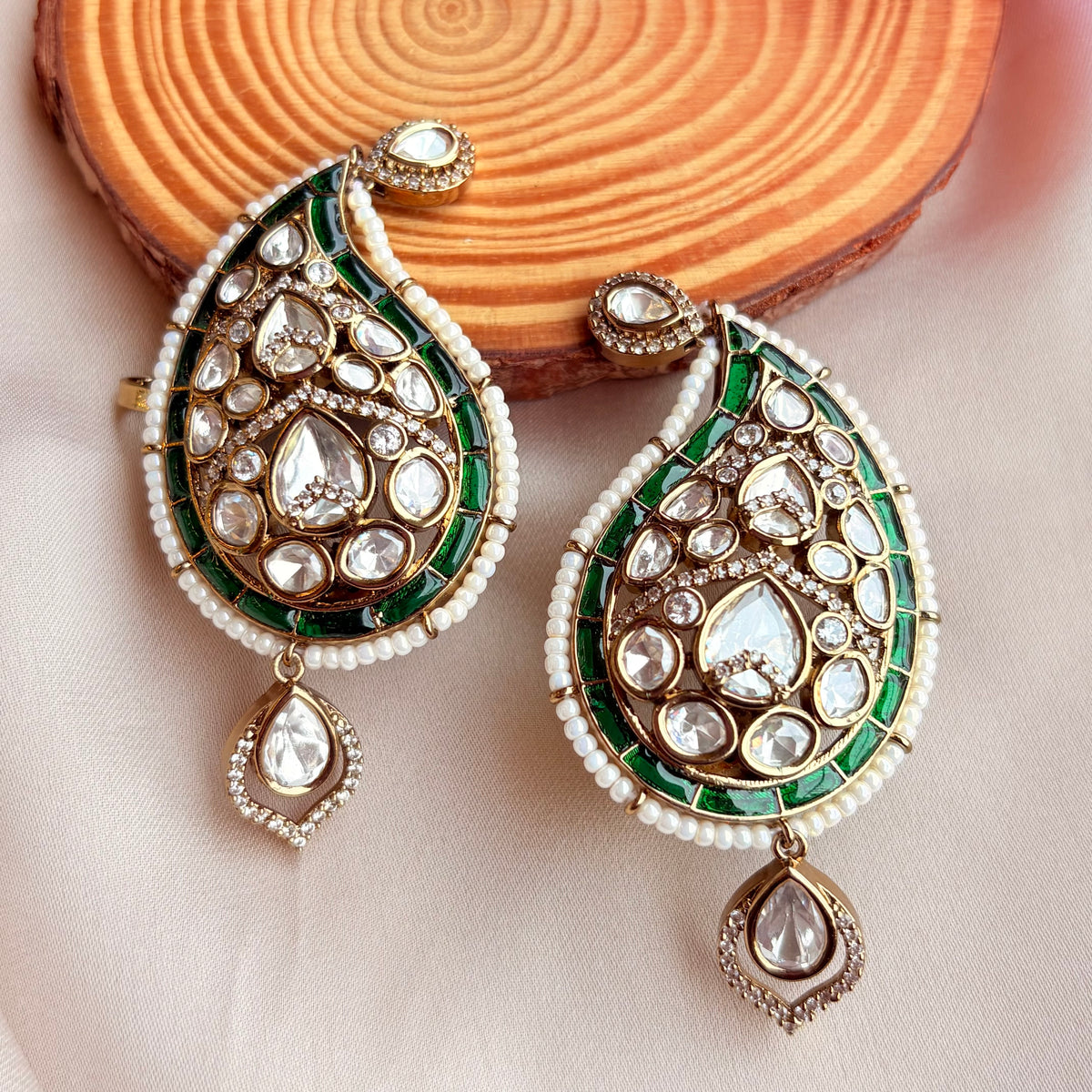 Aarohi Earcuff