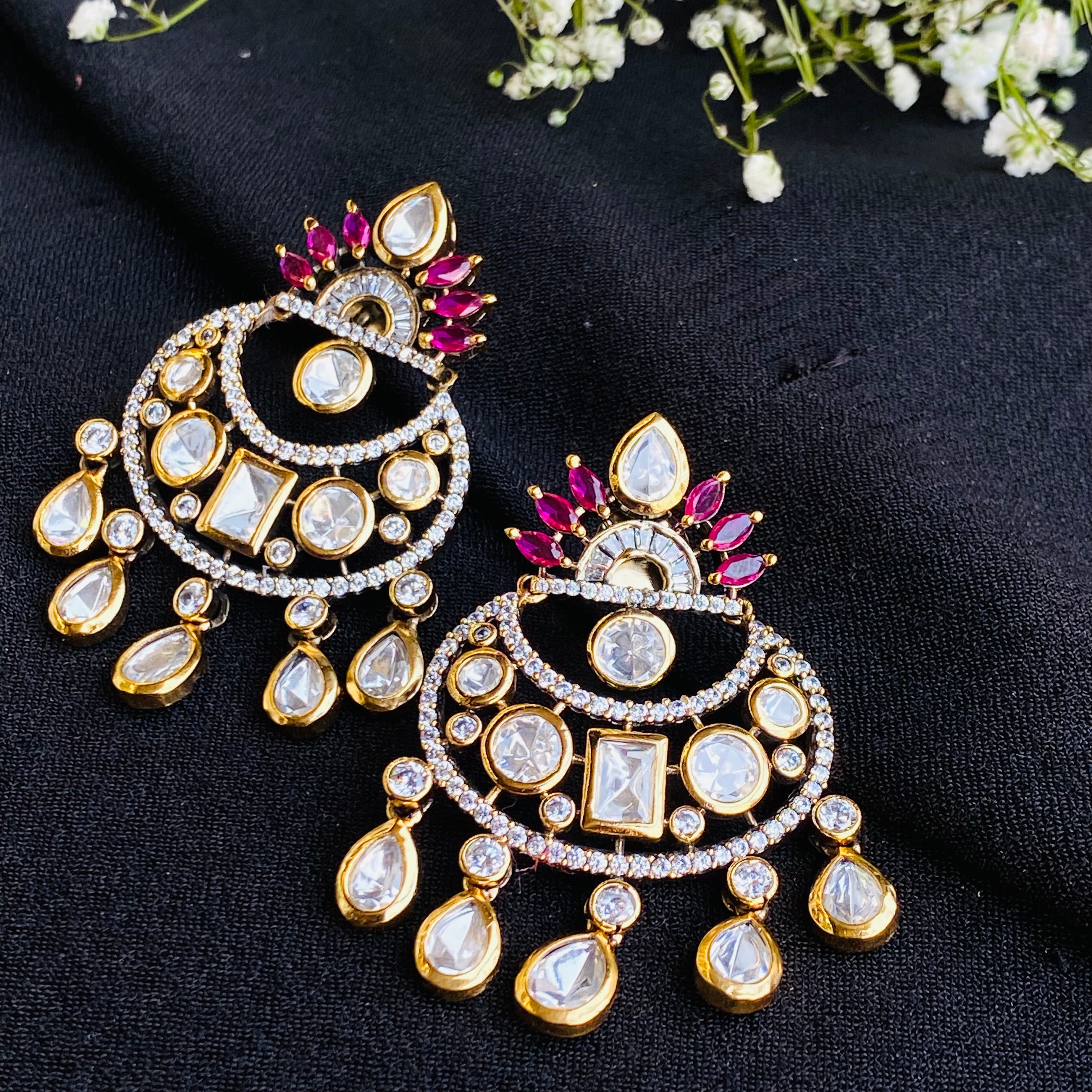 Nayaab Ojasvi  Earrings
