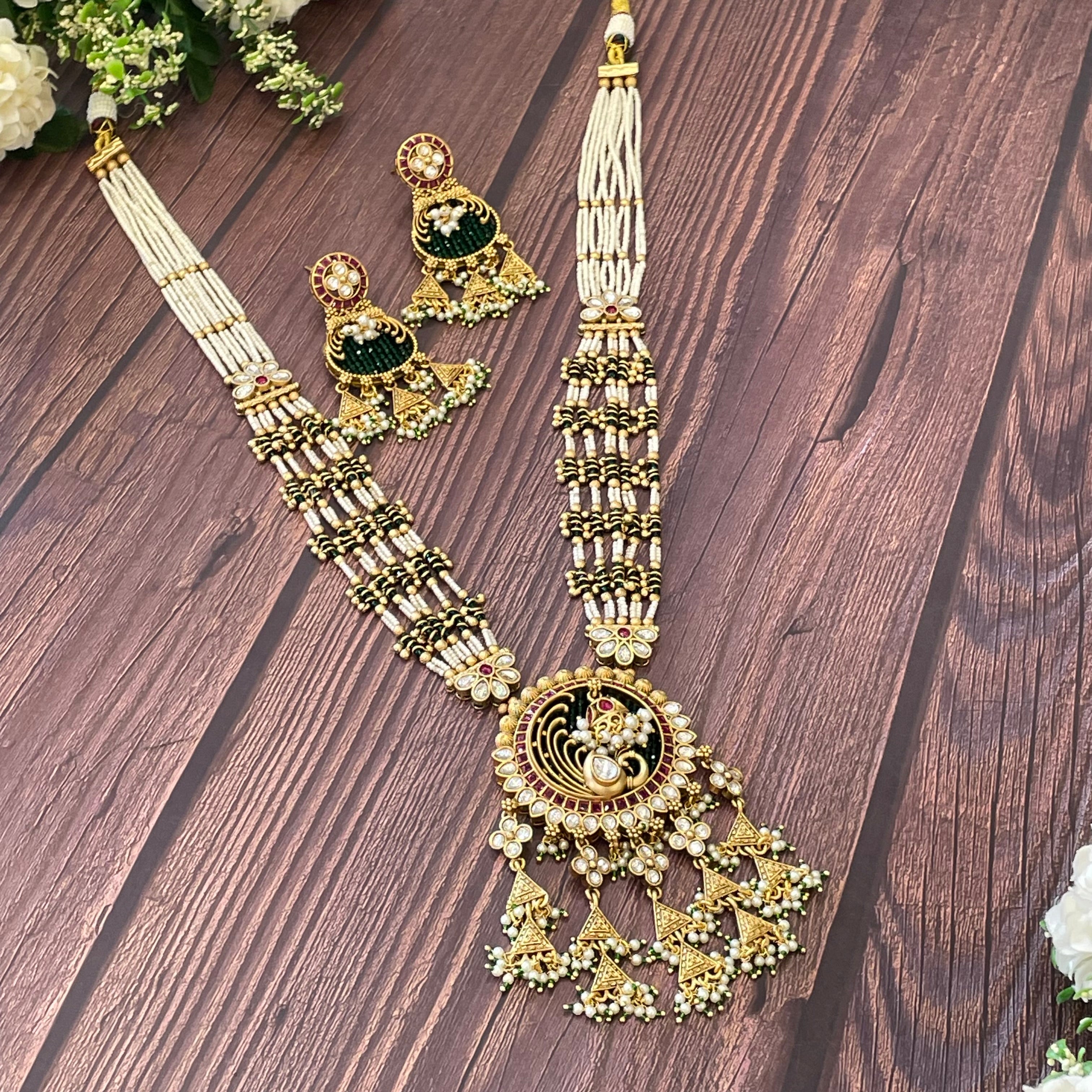 Nayaab Preet Long Neckpiece