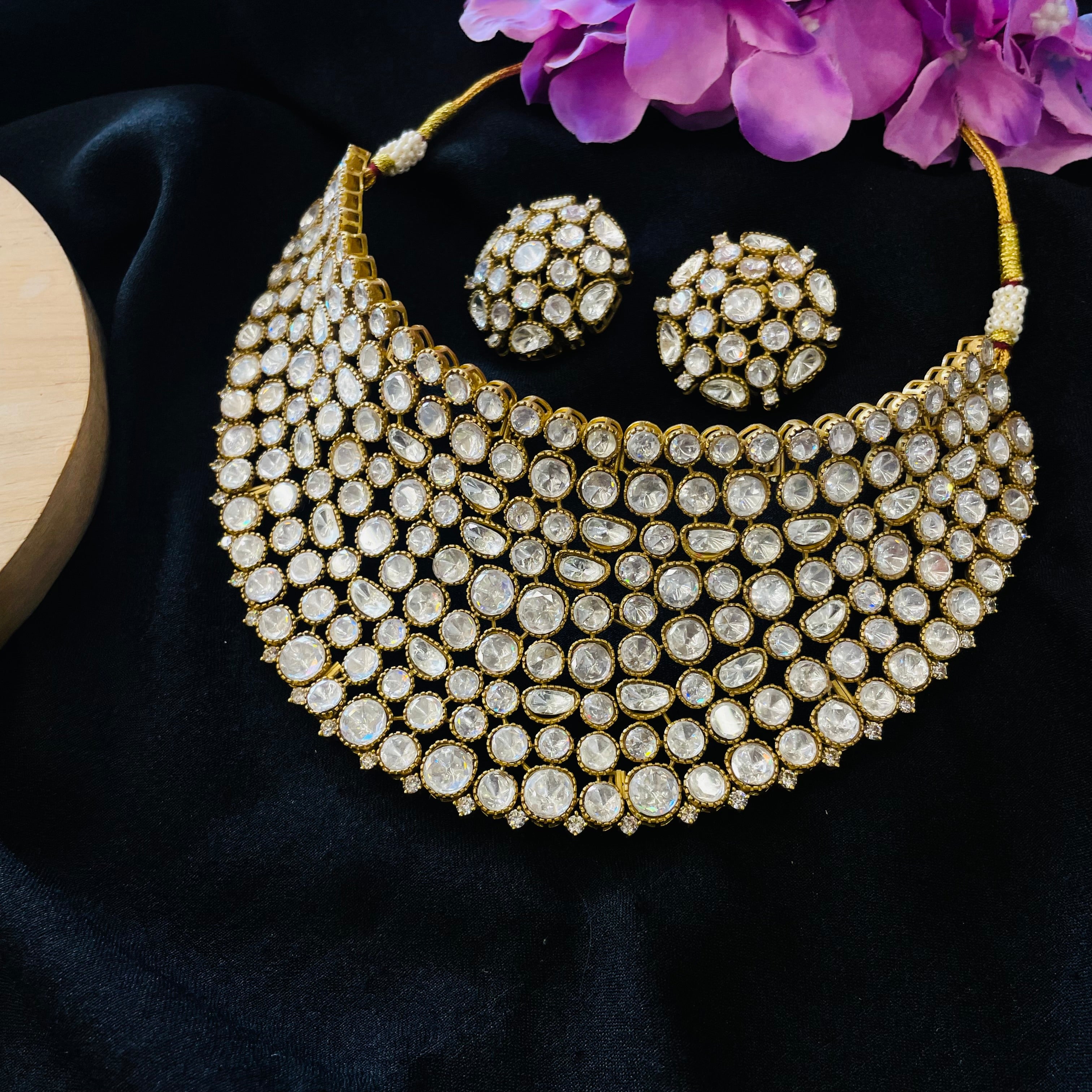 Nayaab Navya Neckpiece