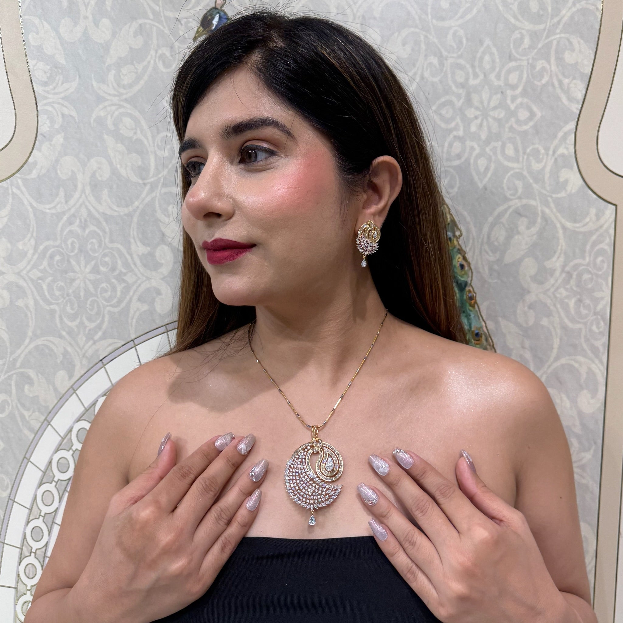 AD Zoya Pendant Set