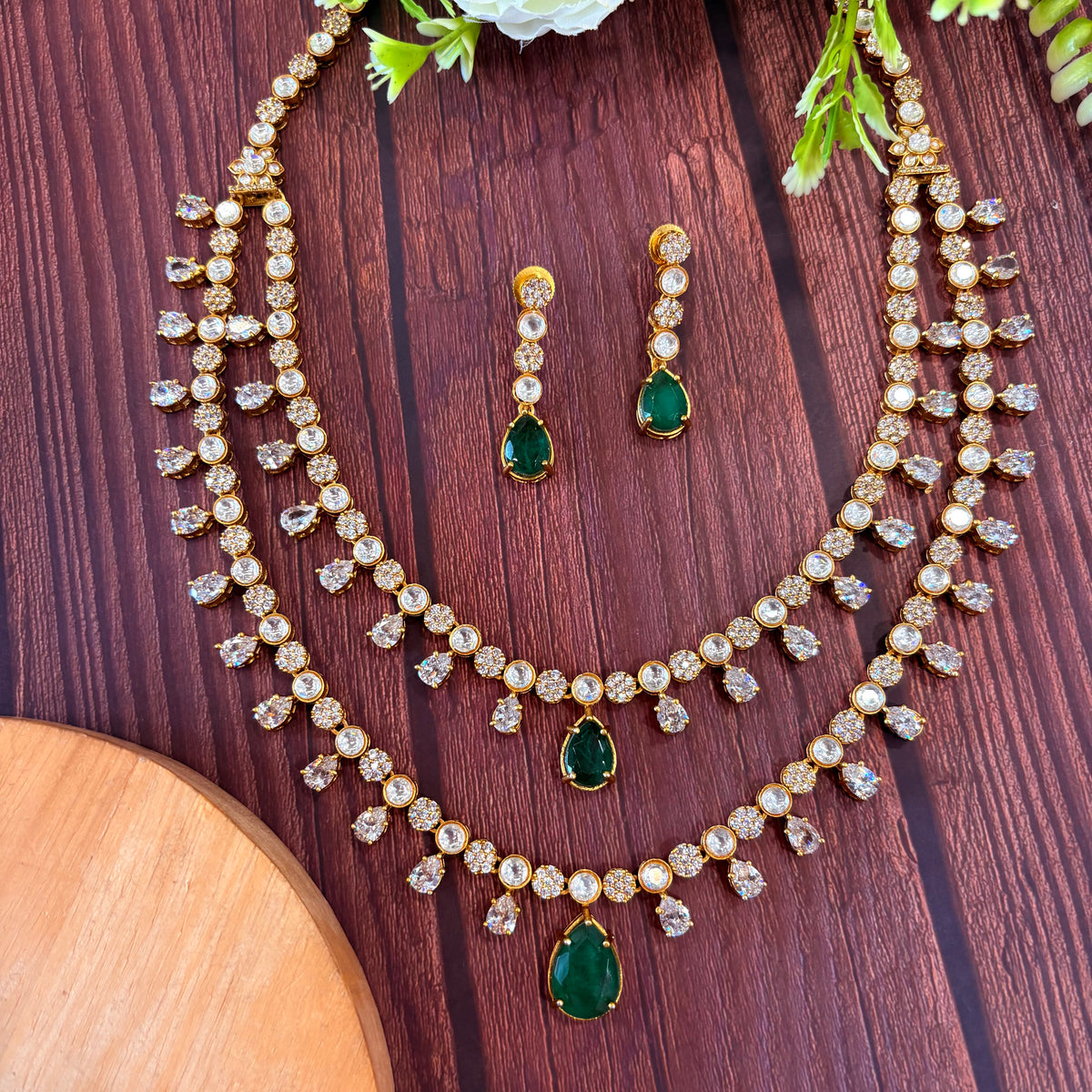 Aaradhya Emerald Cascade Neckpiece